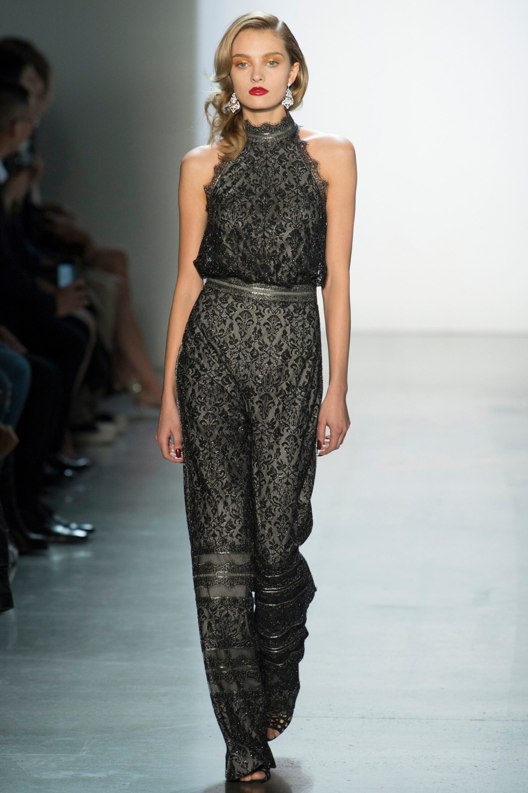 Tadashi Shoji F/W 18 Look 5