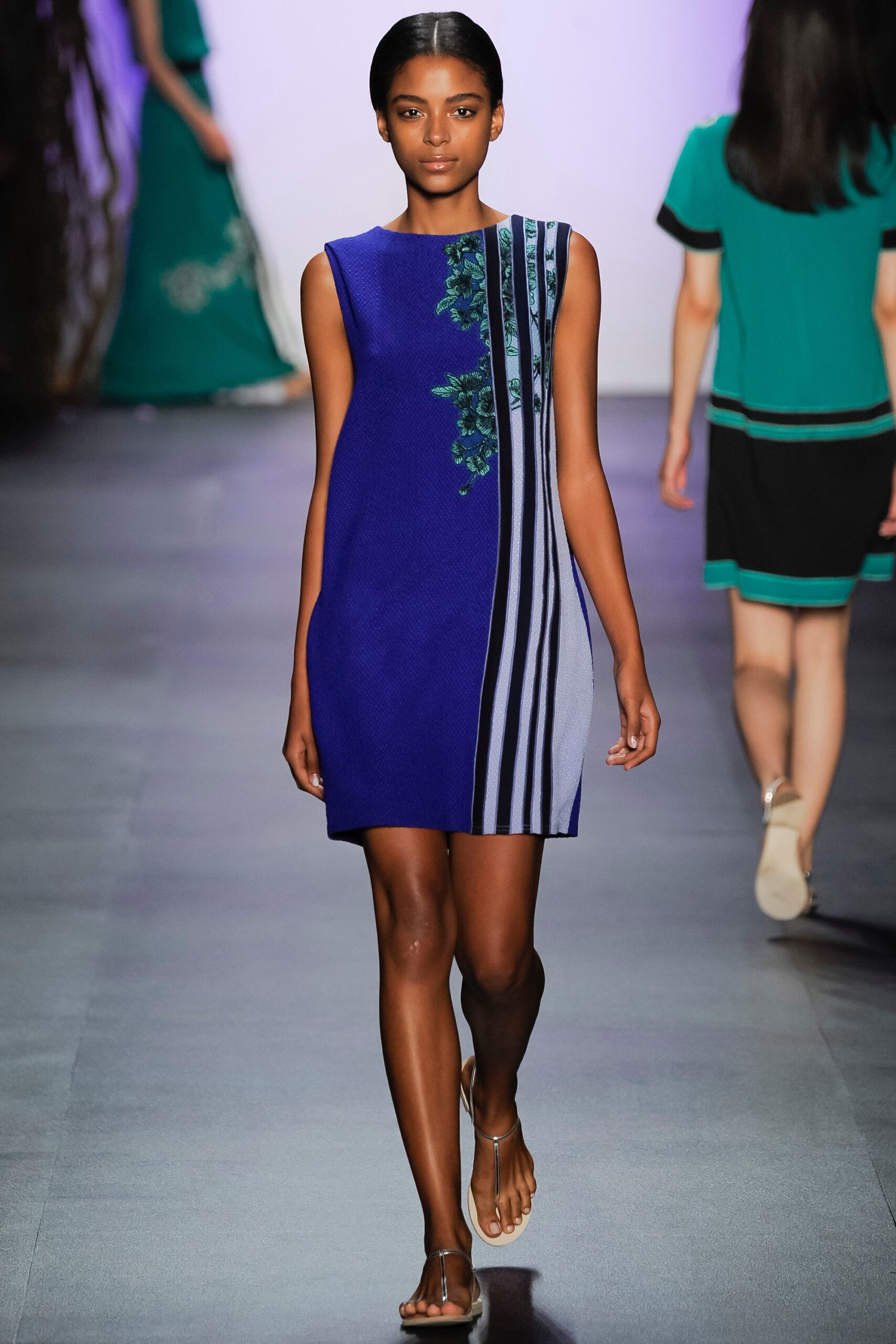 Tadashi Shoji S/S 16 Look 9
