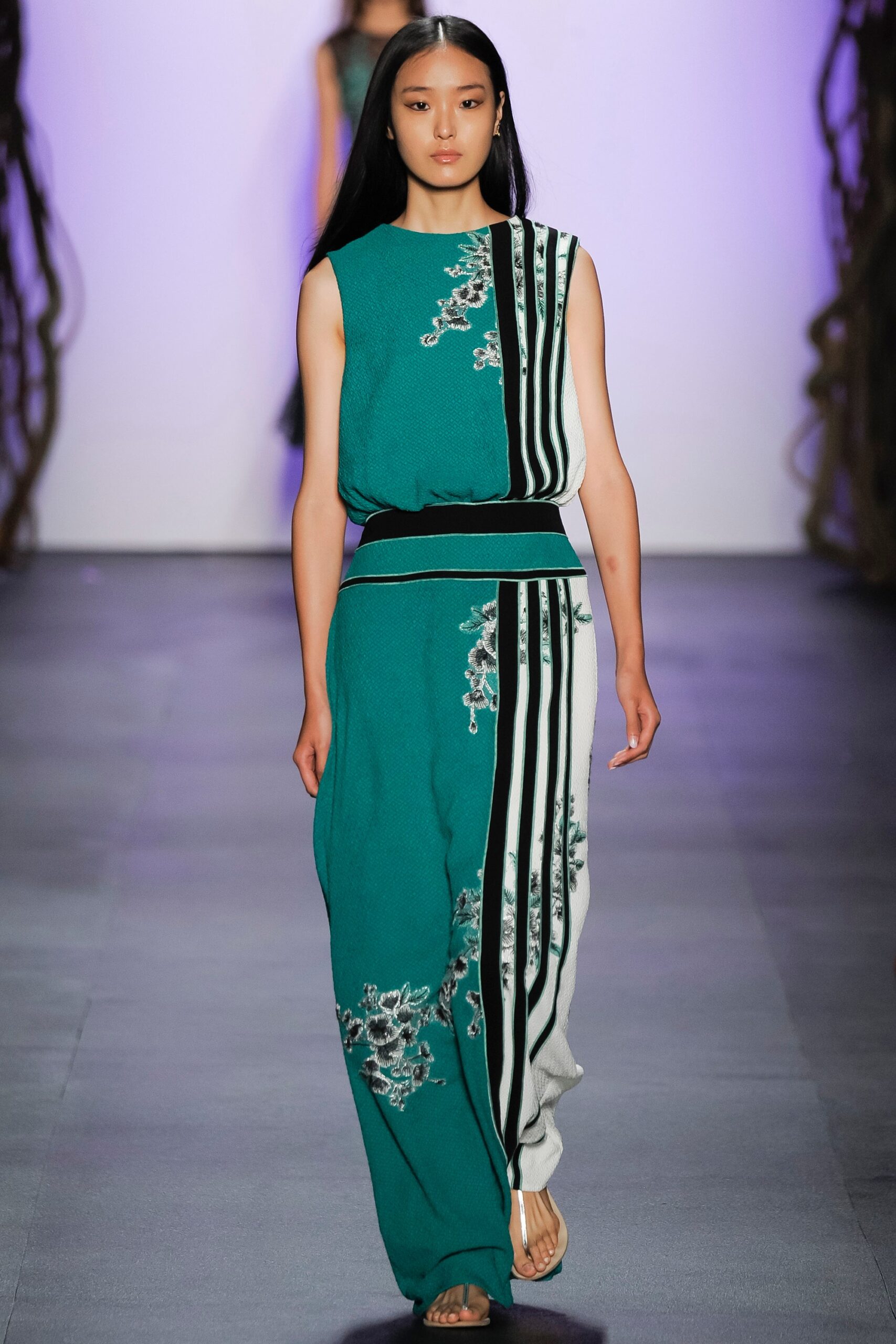 Tadashi Shoji S/S 16 Look 10