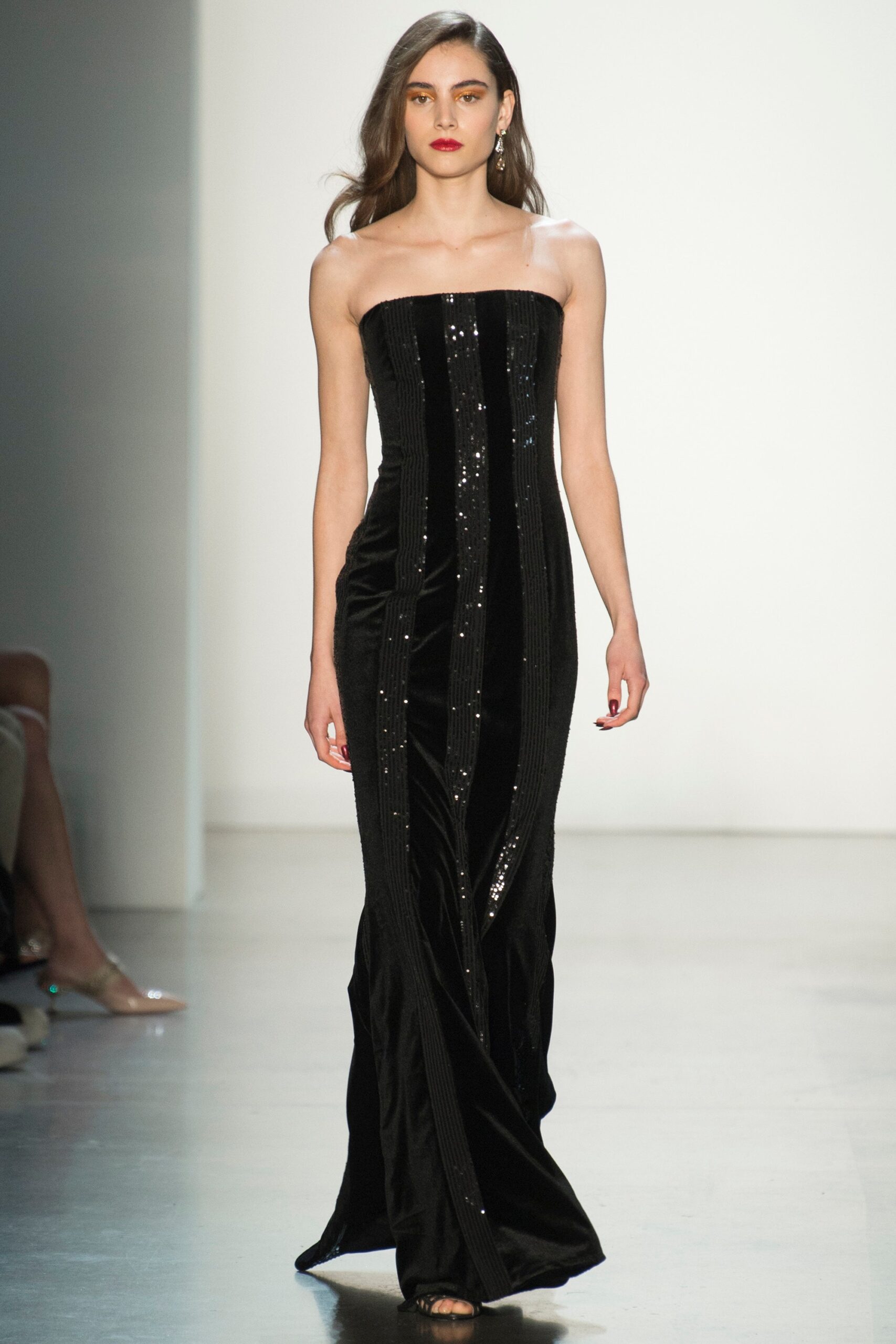 Tadashi Shoji F/W 18 Look 15