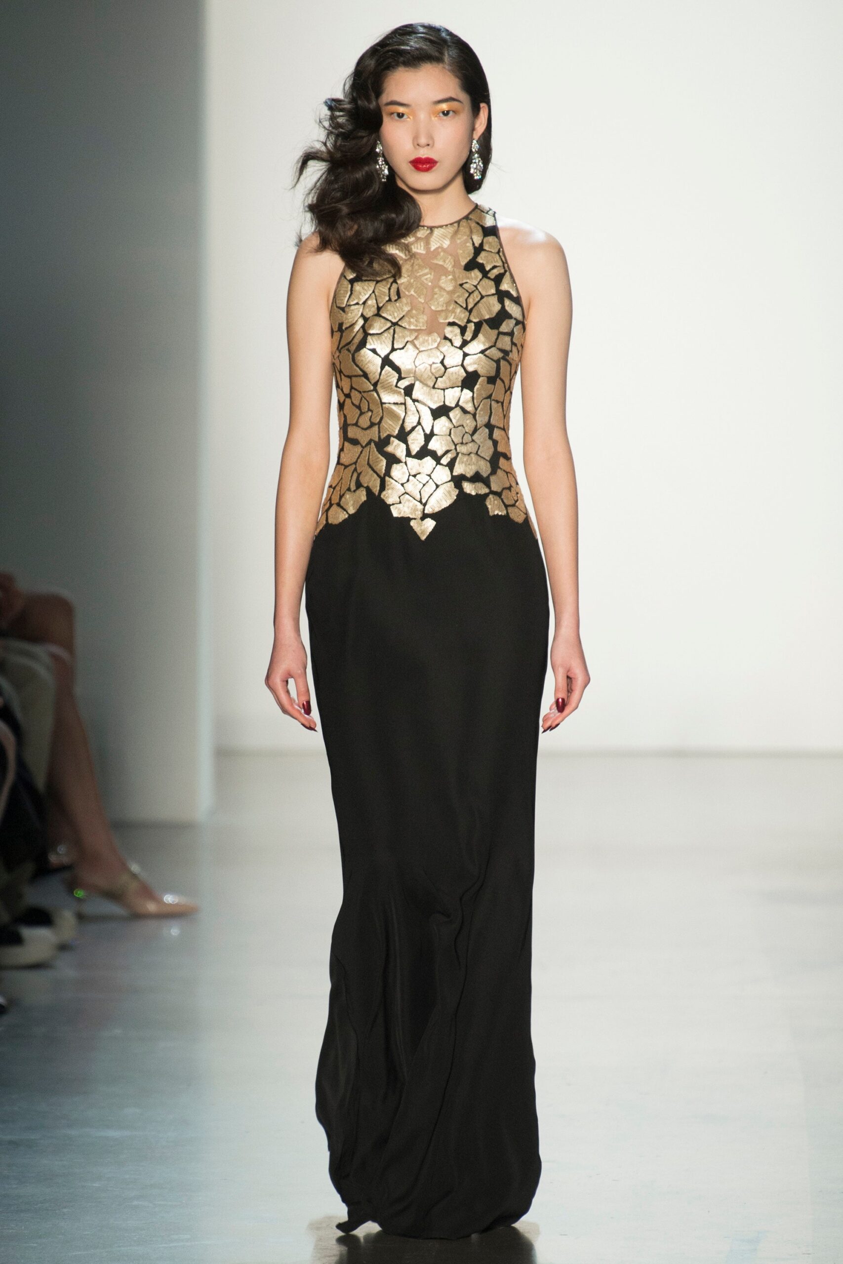 Tadashi Shoji F/W 18 Look 16