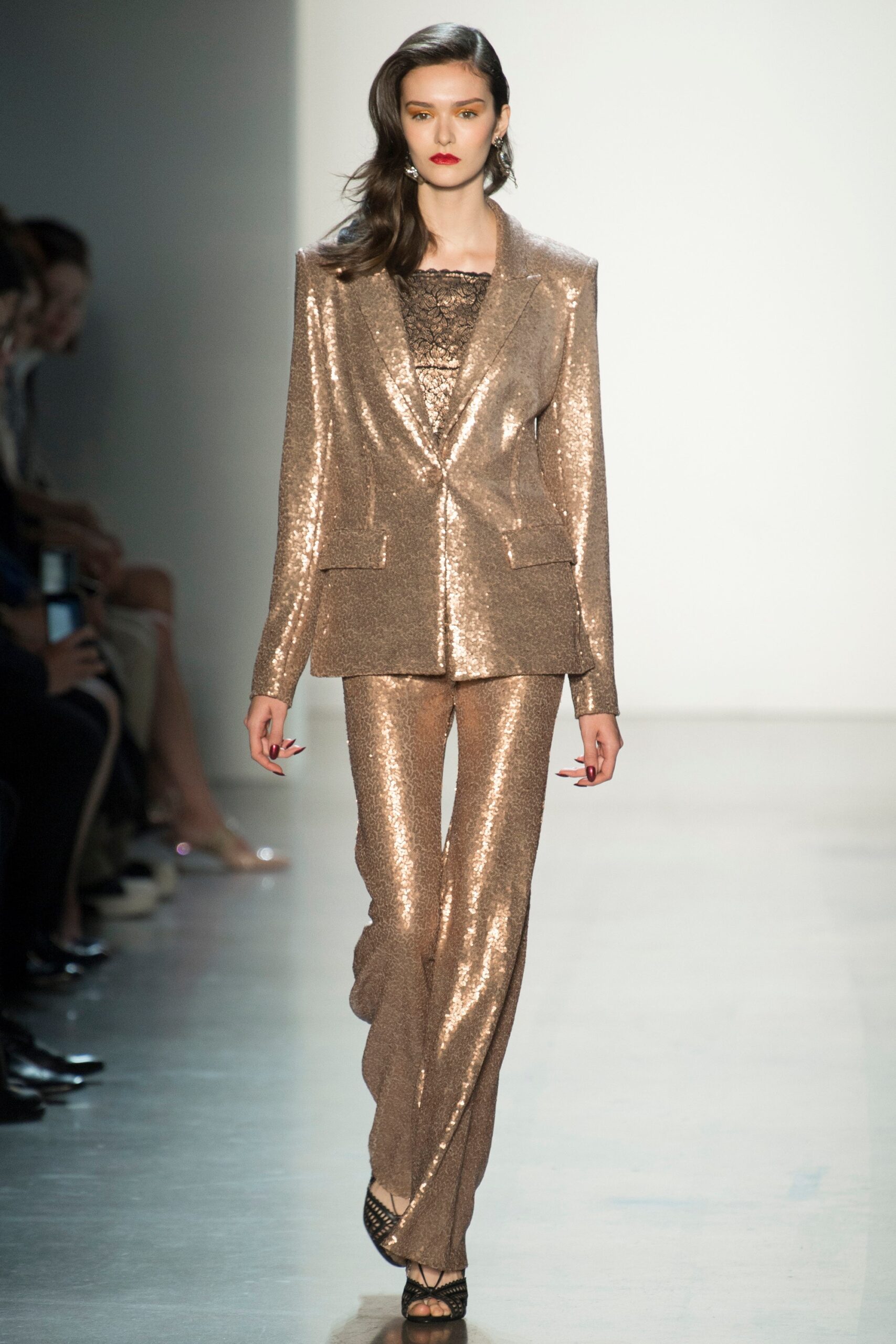 Tadashi Shoji F/W 18 Look 18