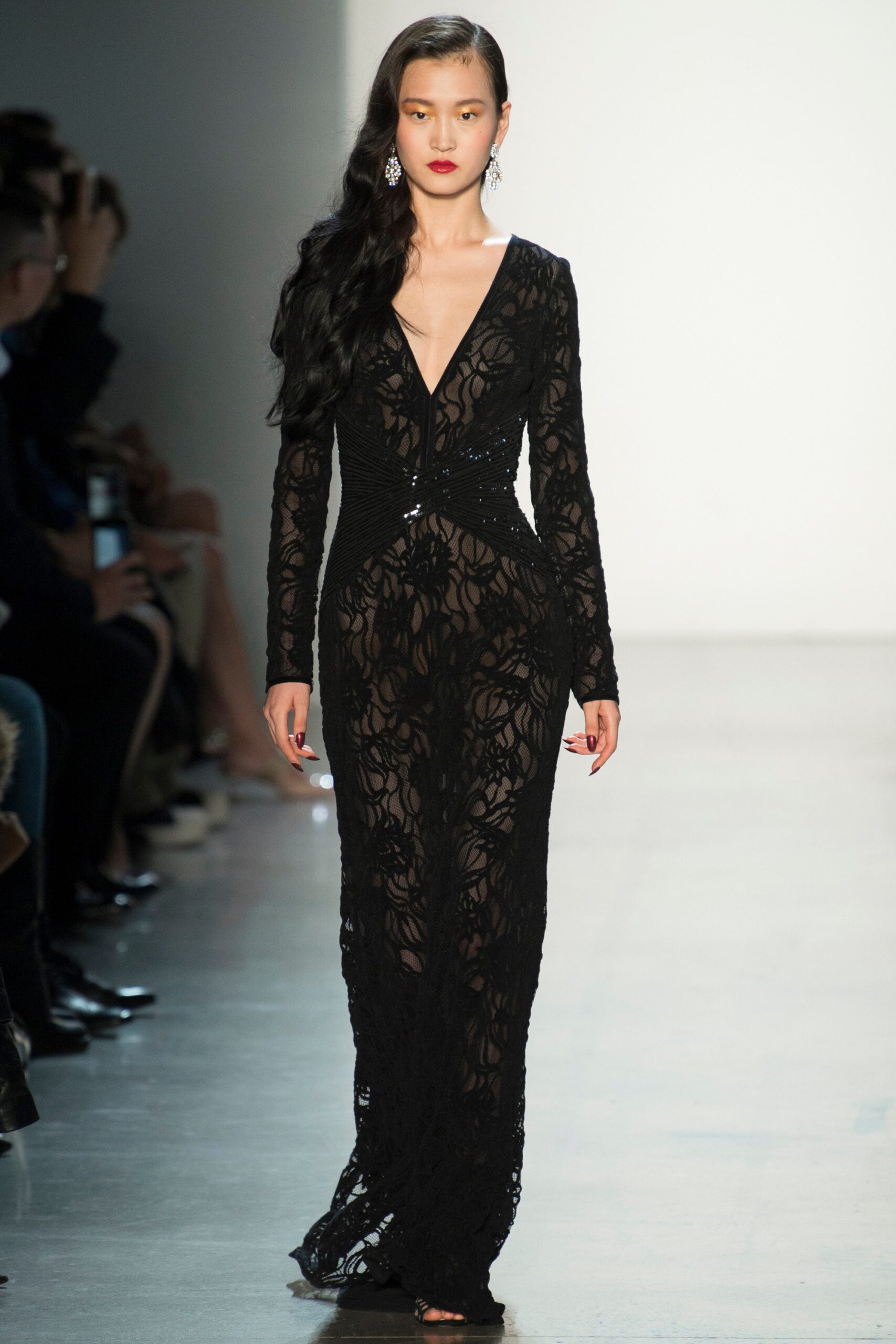 Tadashi Shoji F/W 18 Look 20