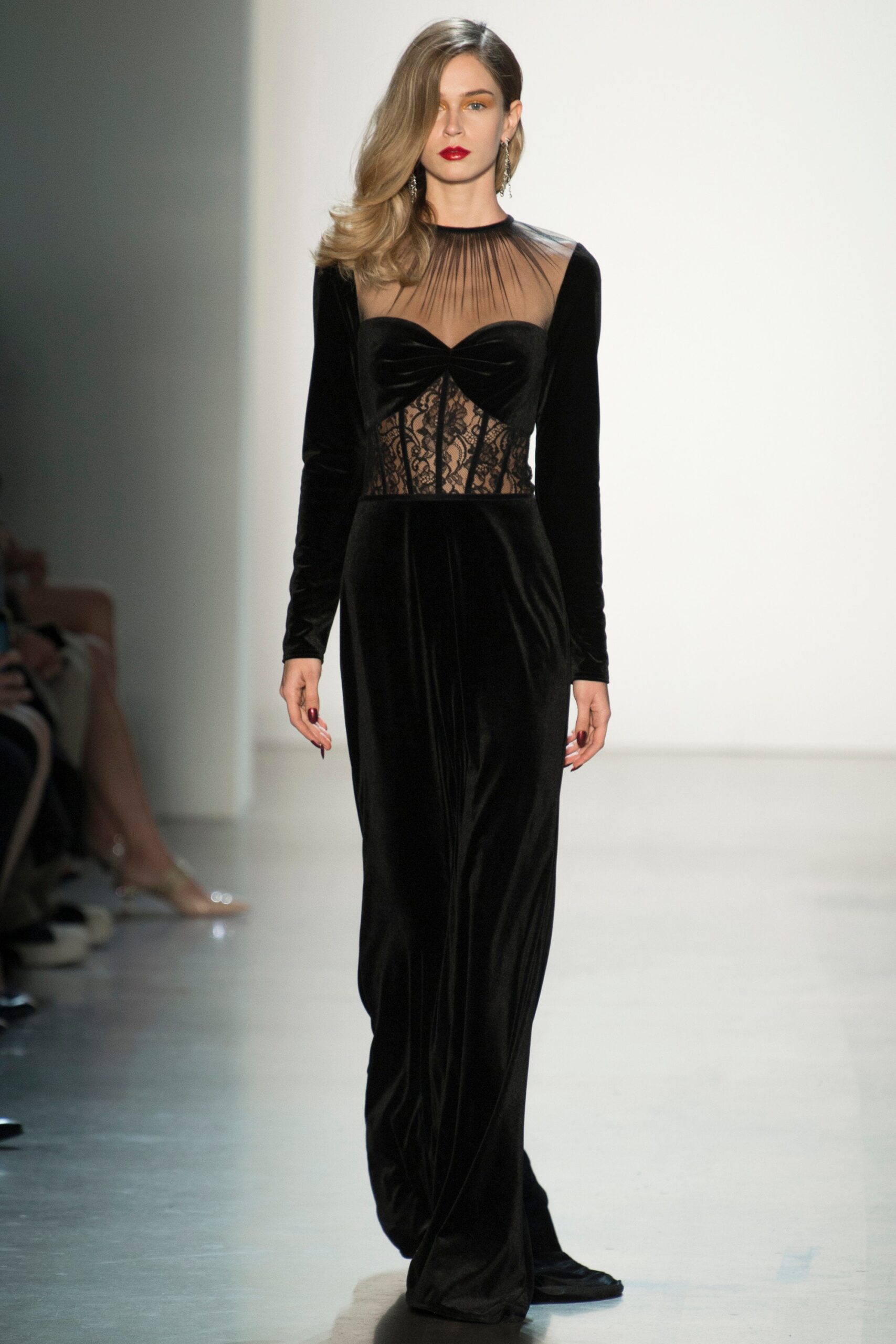 Tadashi Shoji F/W 18 Look 27