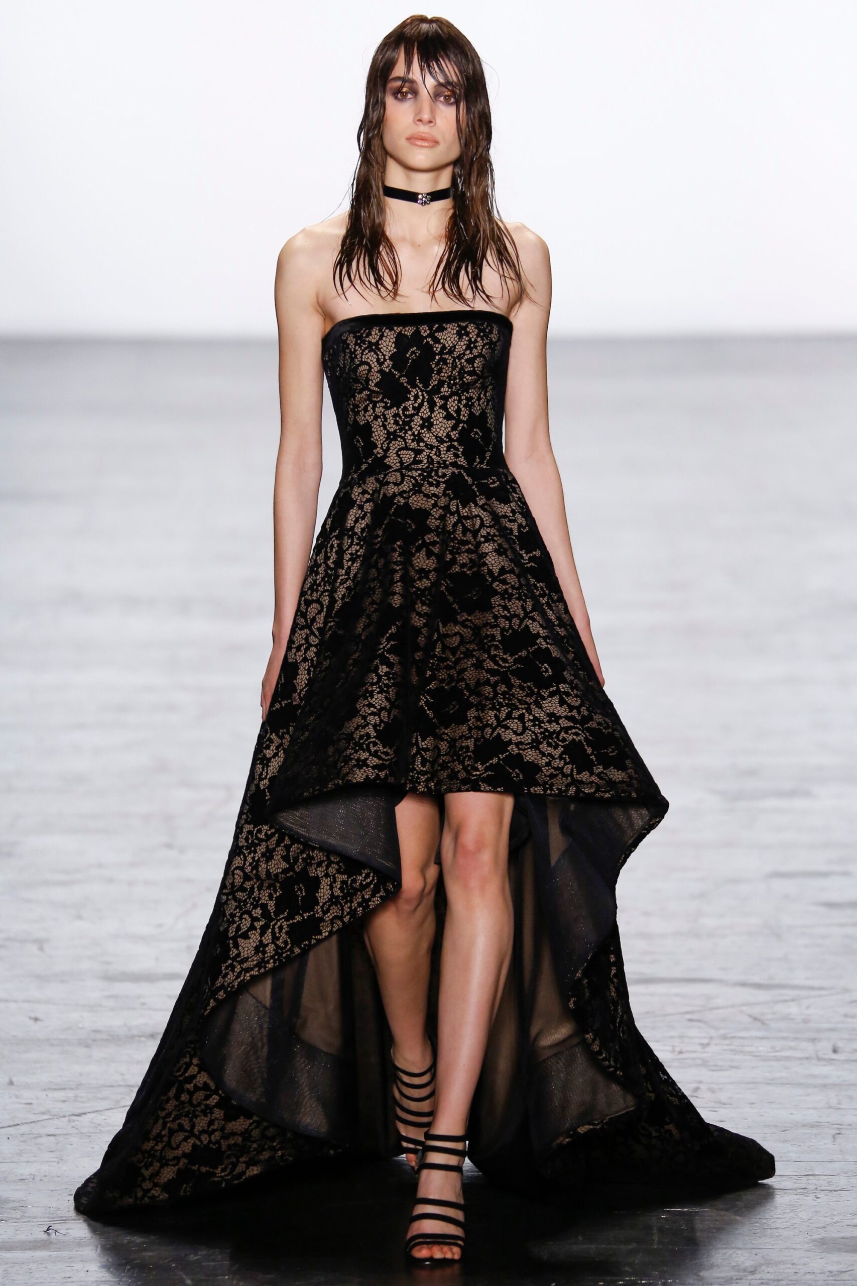 Tadashi Shoji F/W 16 Look 17