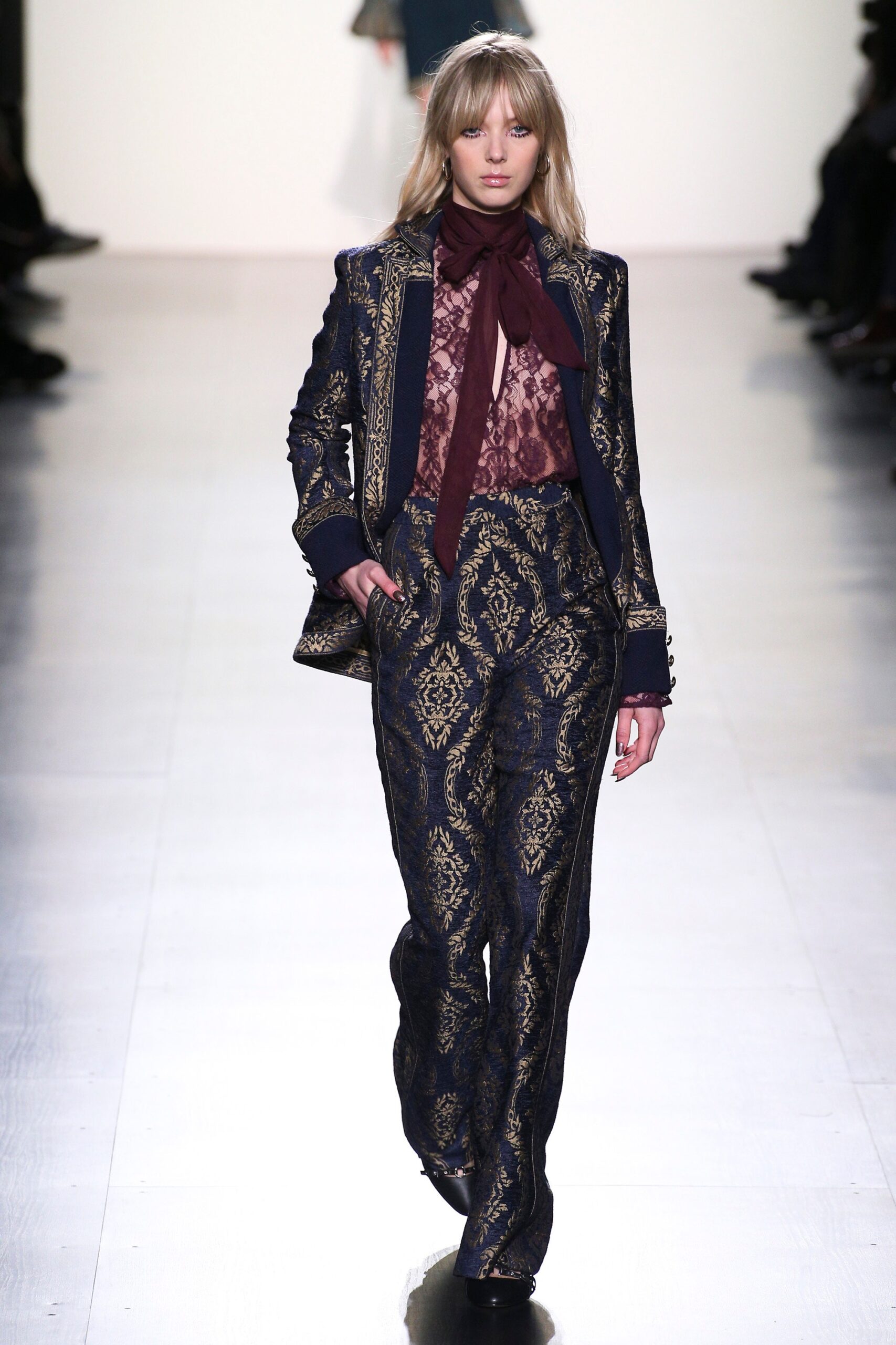 Tadashi Shoji F/W 17 Look 22