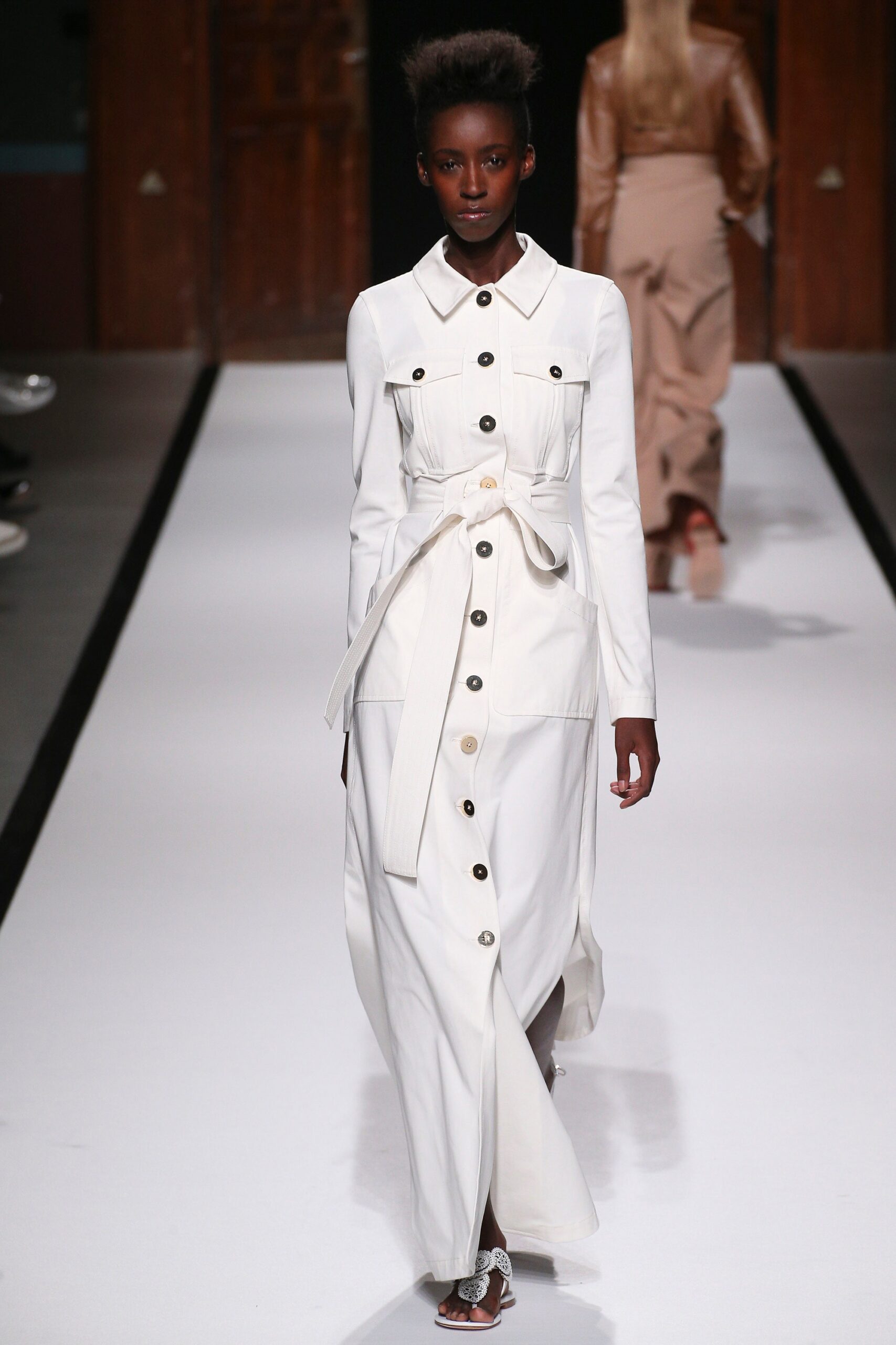 Talbot Runhof S/S 17 Look 16