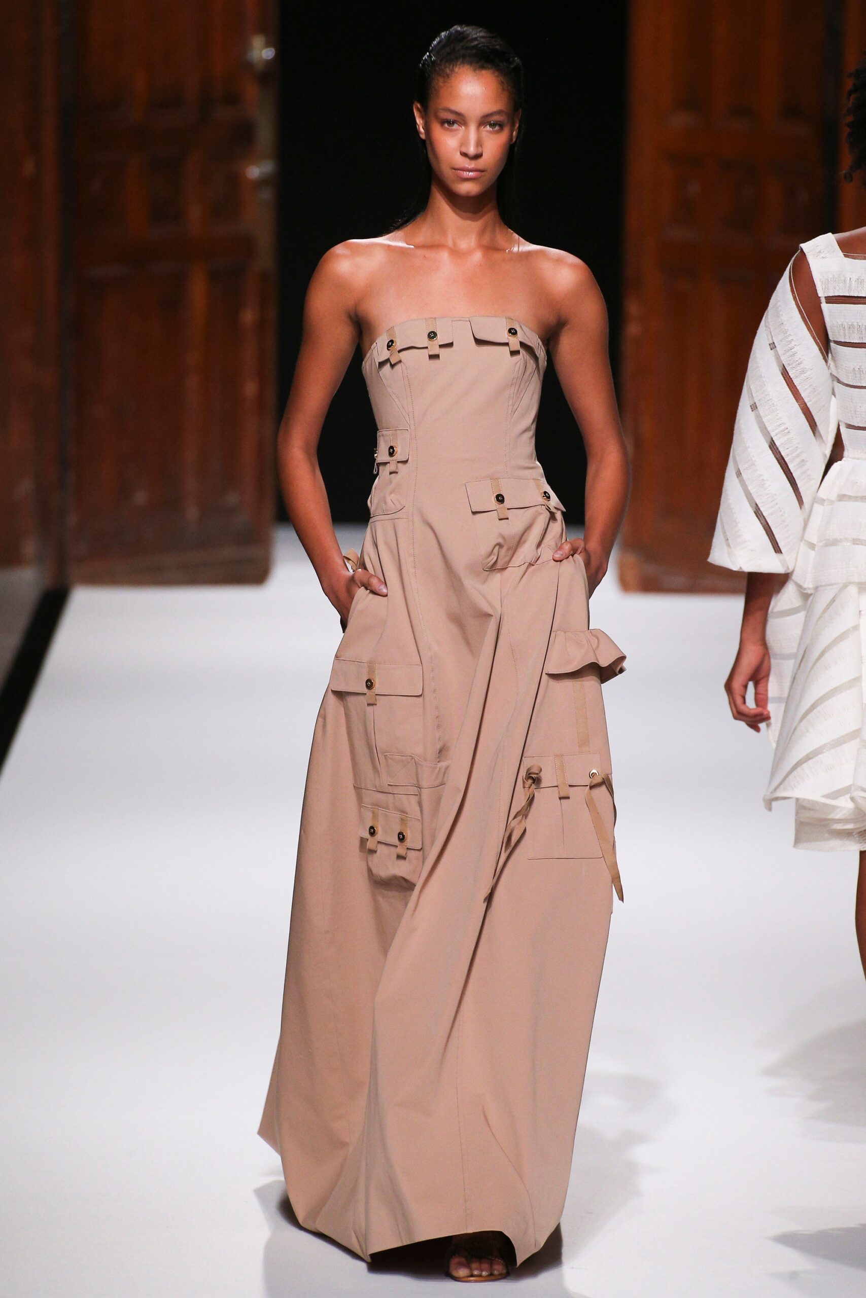 Talbot Runhof S/S 17 Look 19