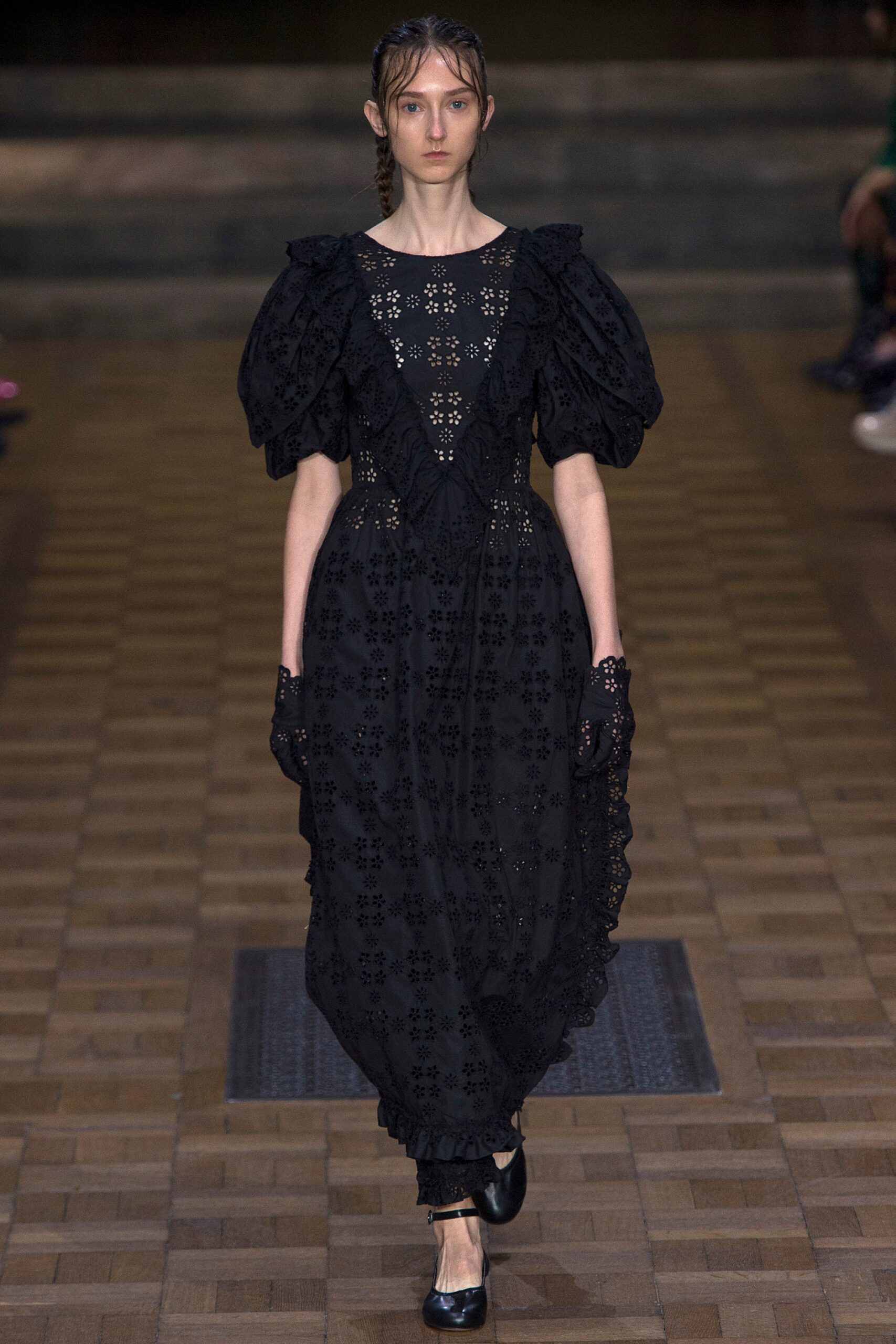 Simone Rocha S/S 17 Look 7