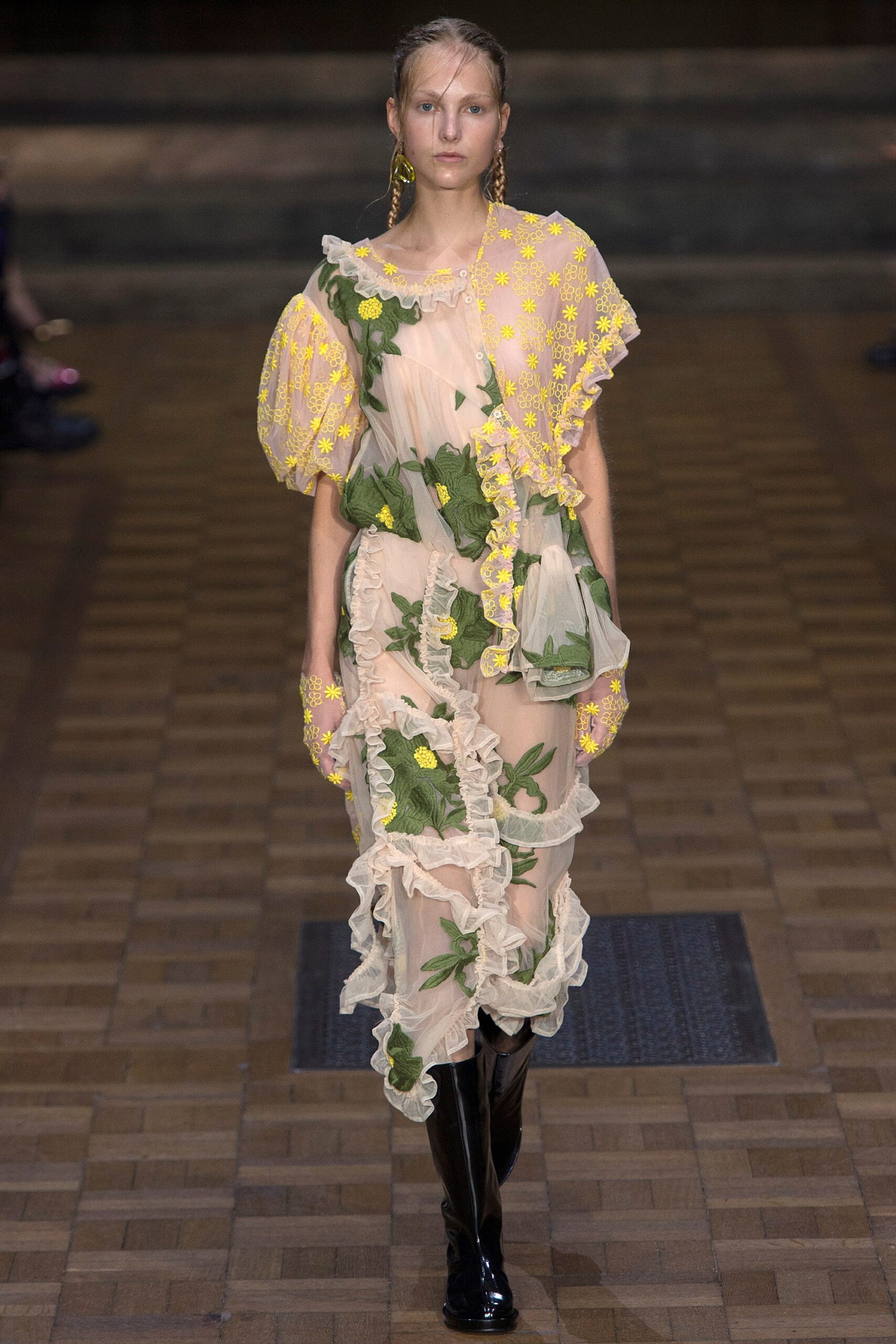 Simone Rocha S/S 17 Look 16