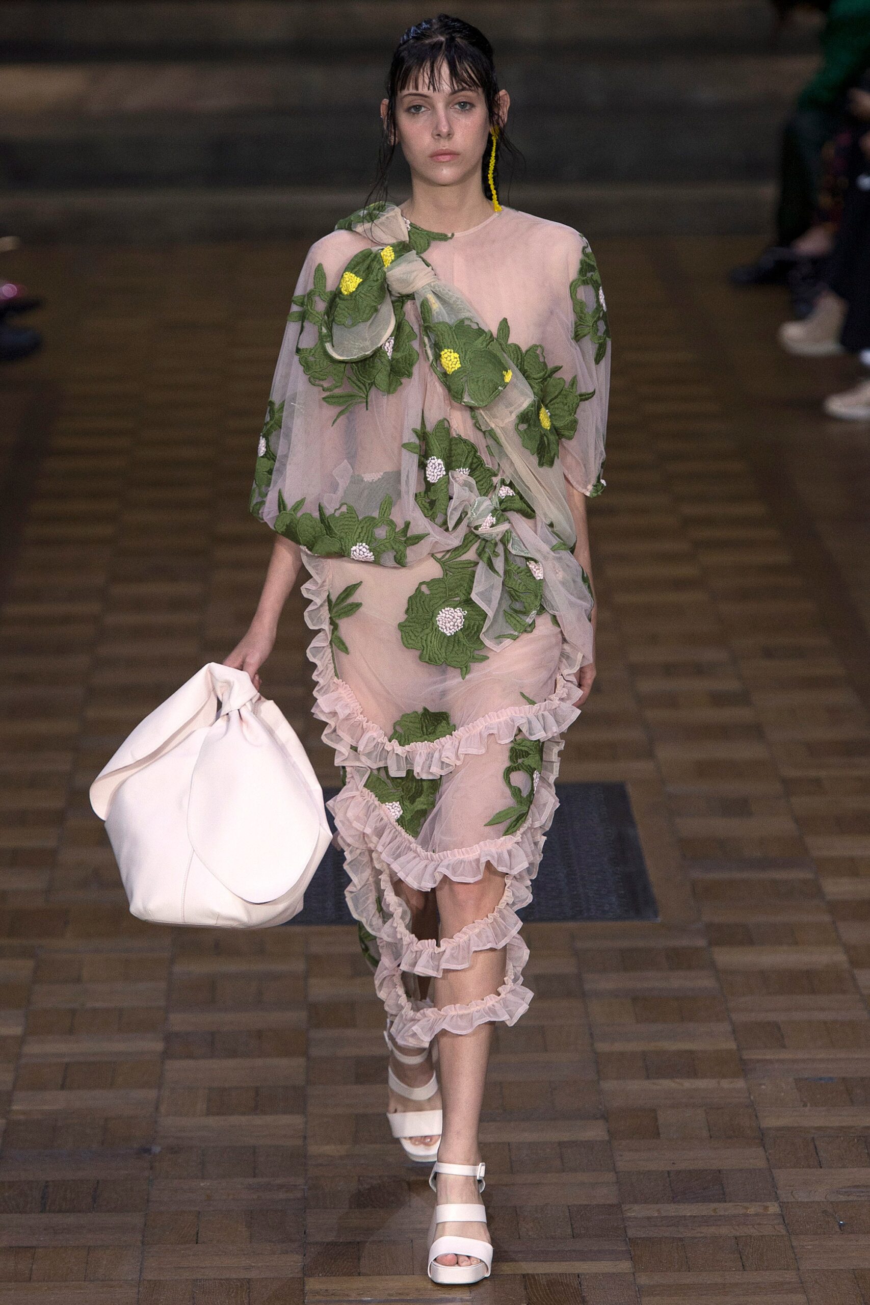 Simone Rocha S/S 17 Look 17