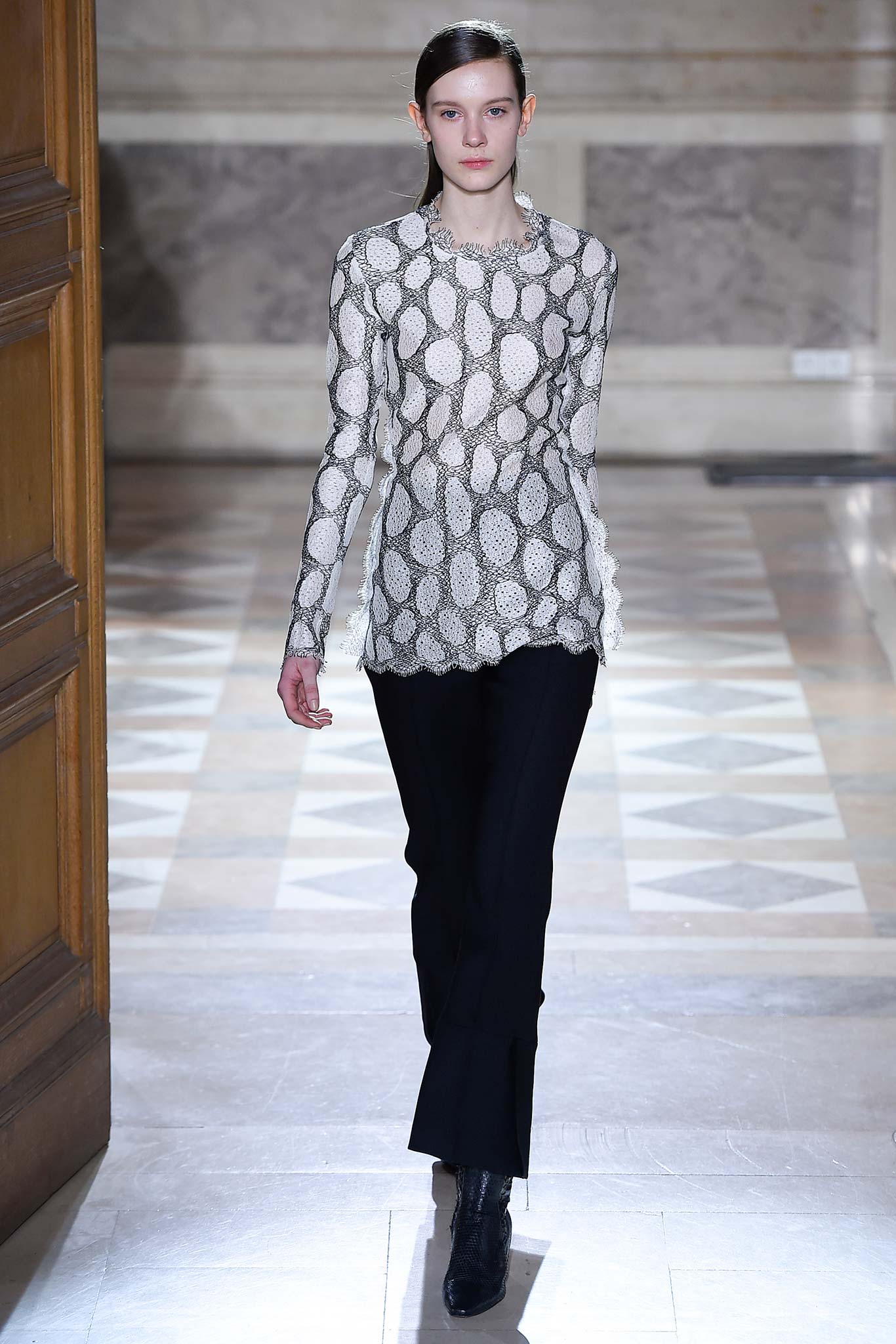 Sharon Wauchob F/W 15 Look 10