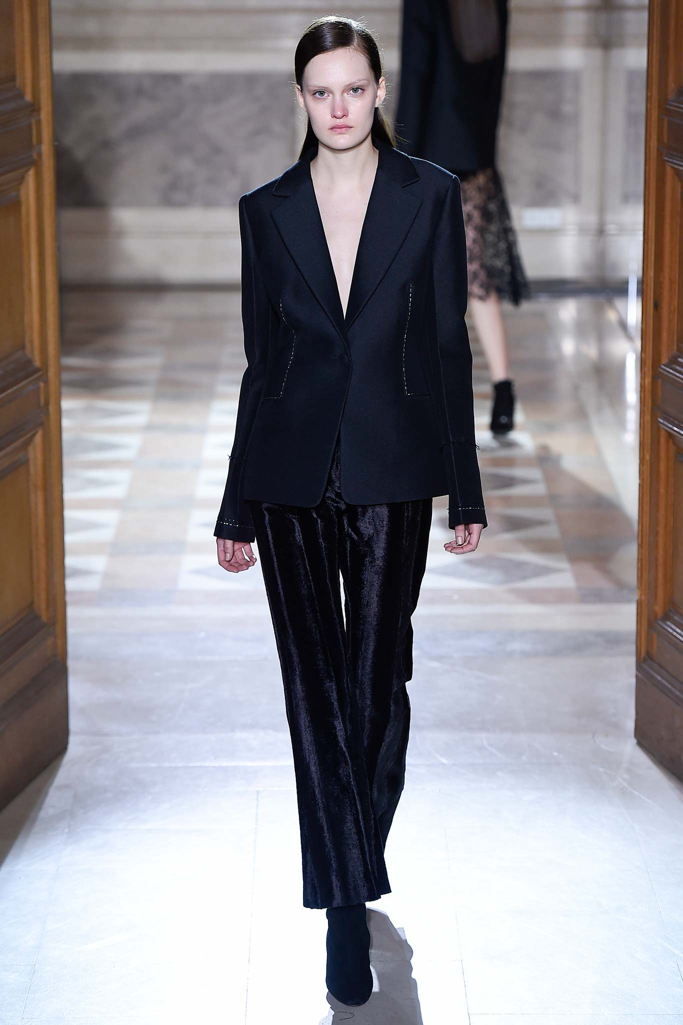 Sharon Wauchob F/W 15 Look 16