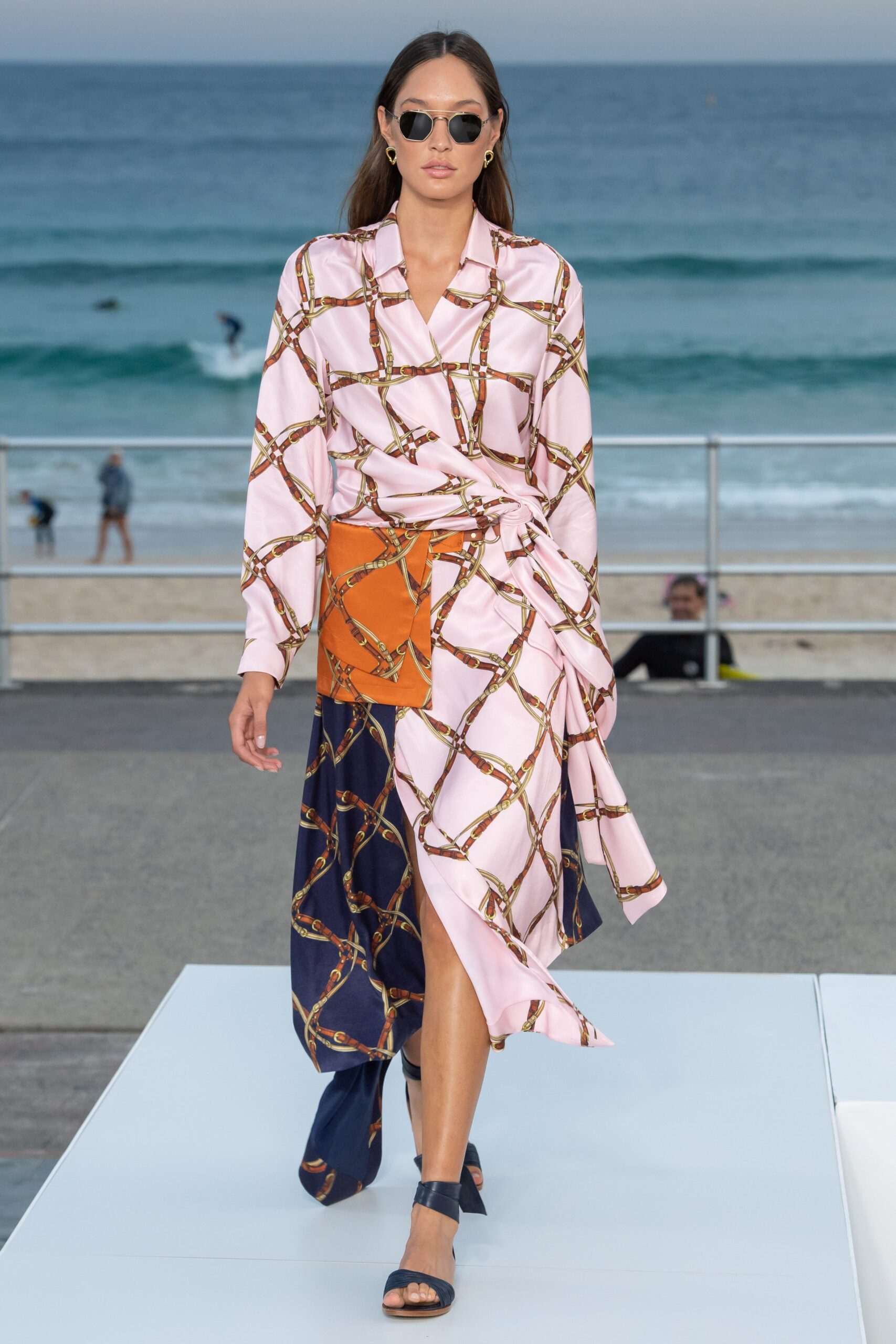 Simkhai Australia Resort 20 Look 14