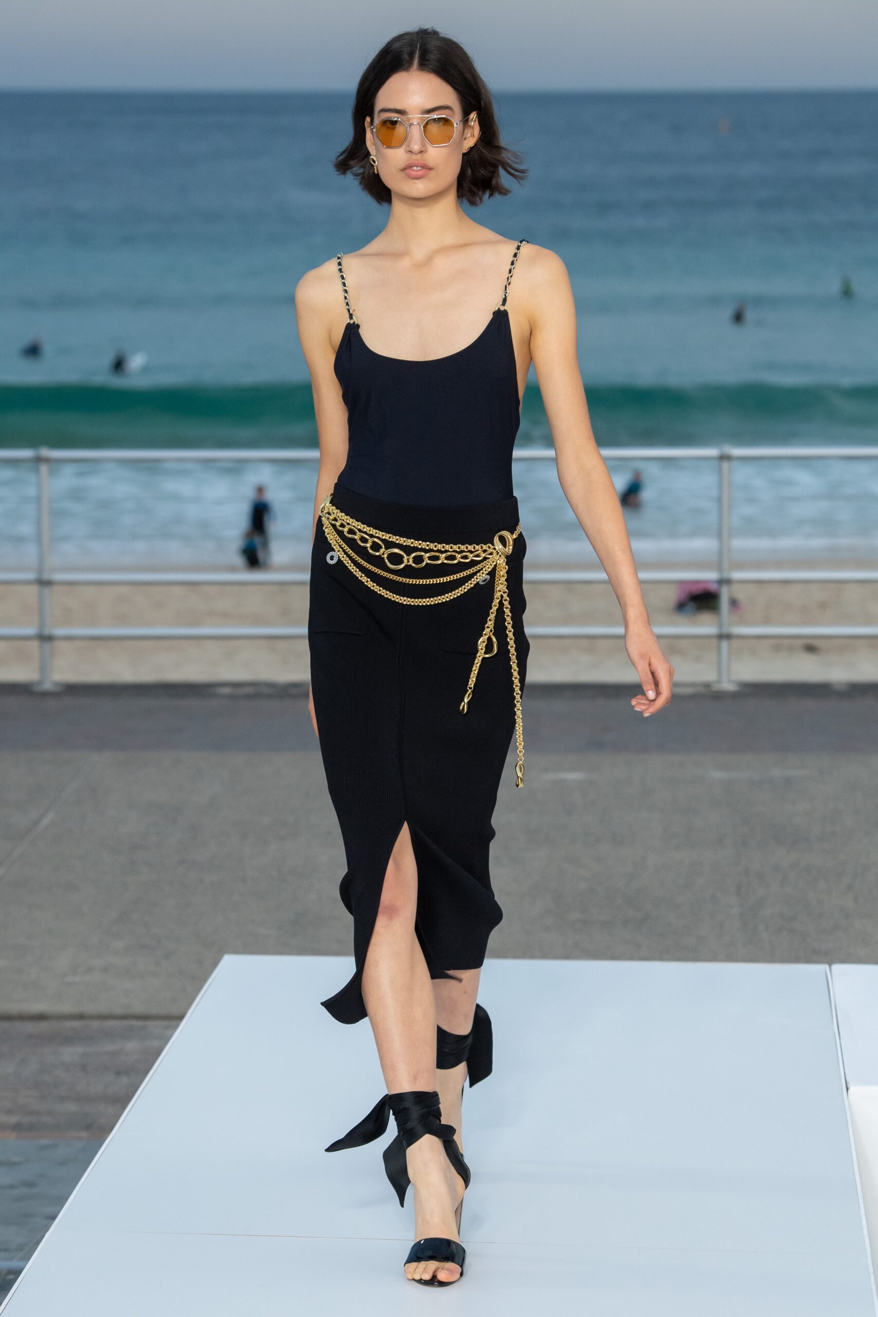 Simkhai Australia Resort 20 Look 22