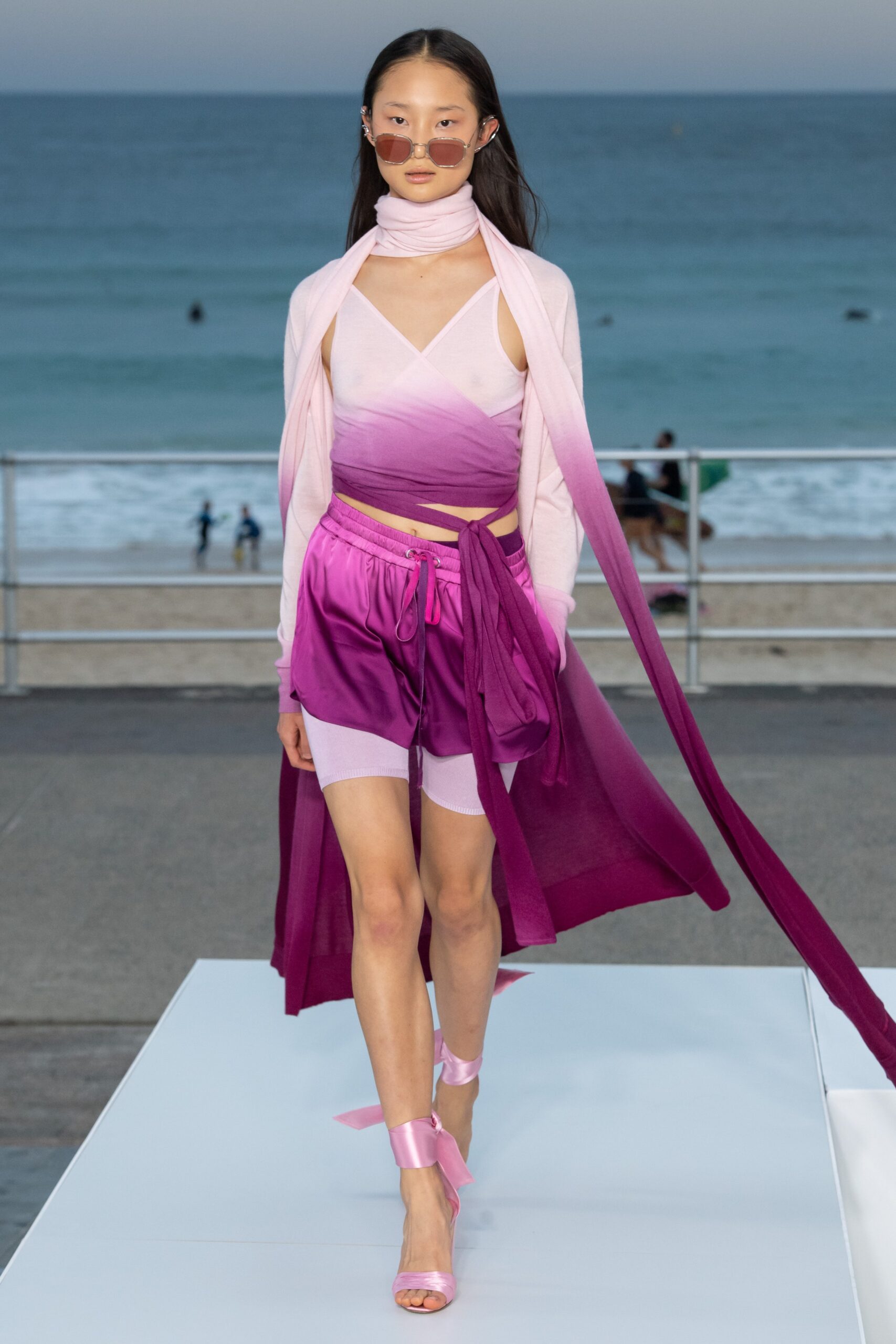 Simkhai Australia Resort 20 Look 31