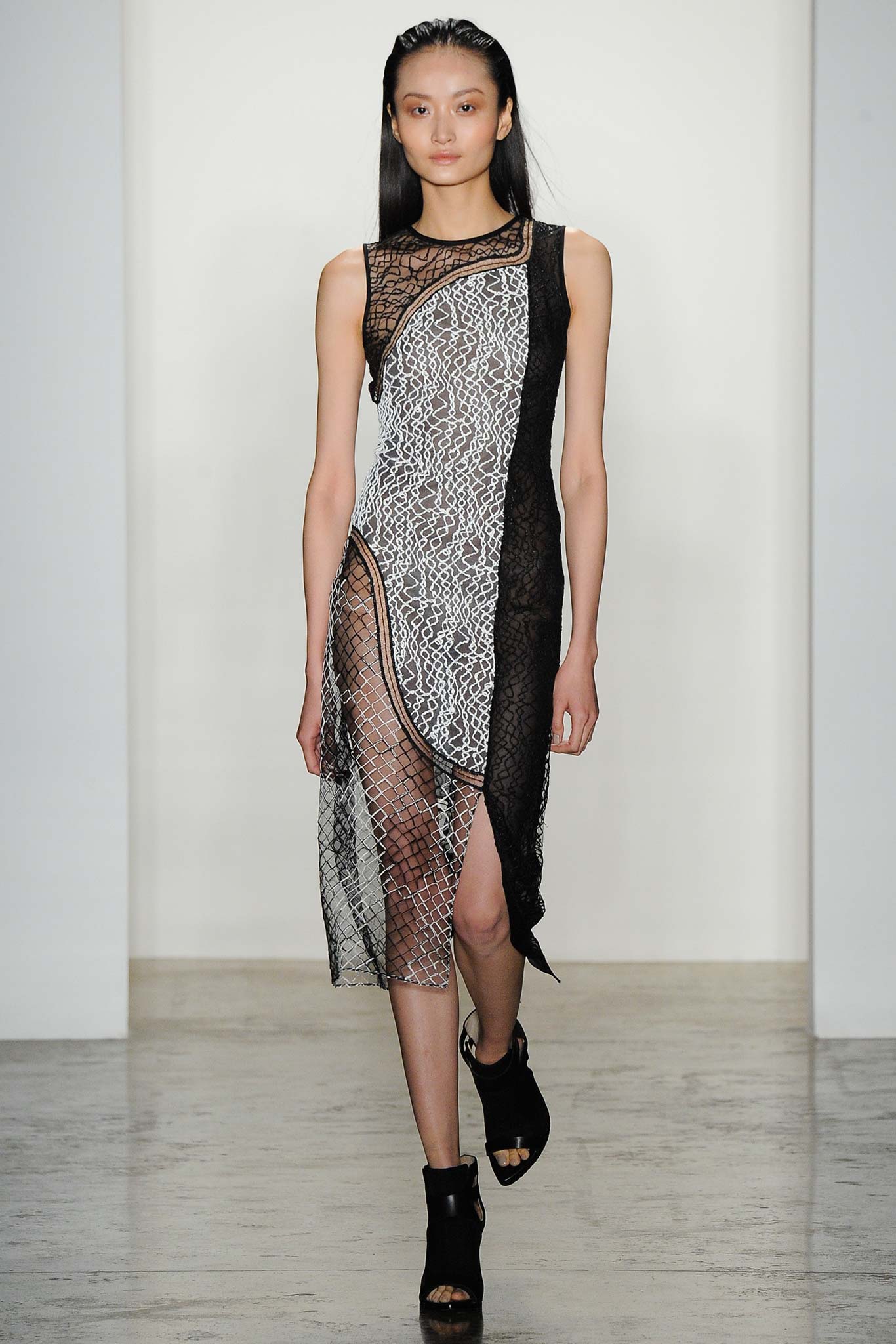 Simkhai F/W 15 Look 3