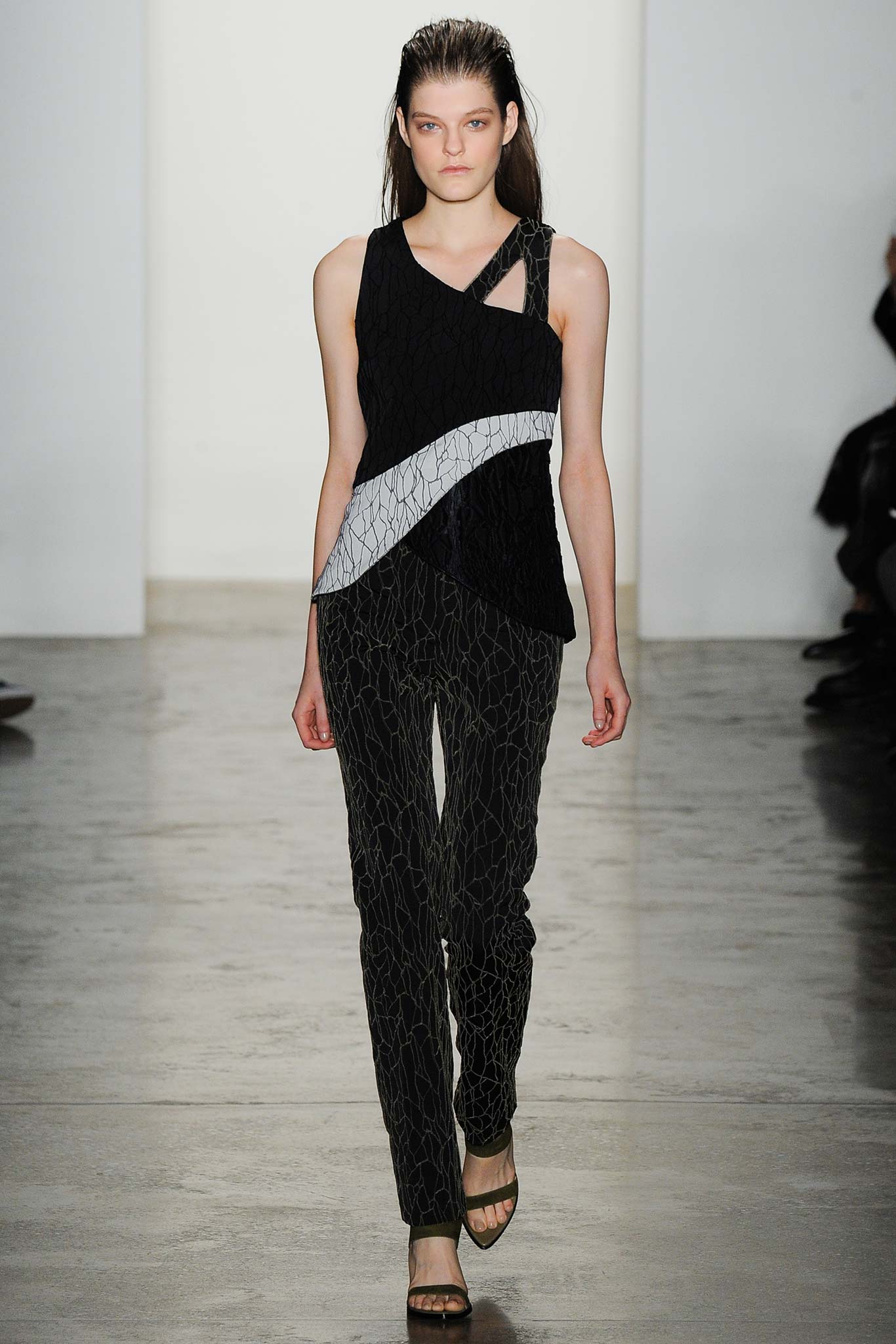 Simkhai F/W 15 Look 15