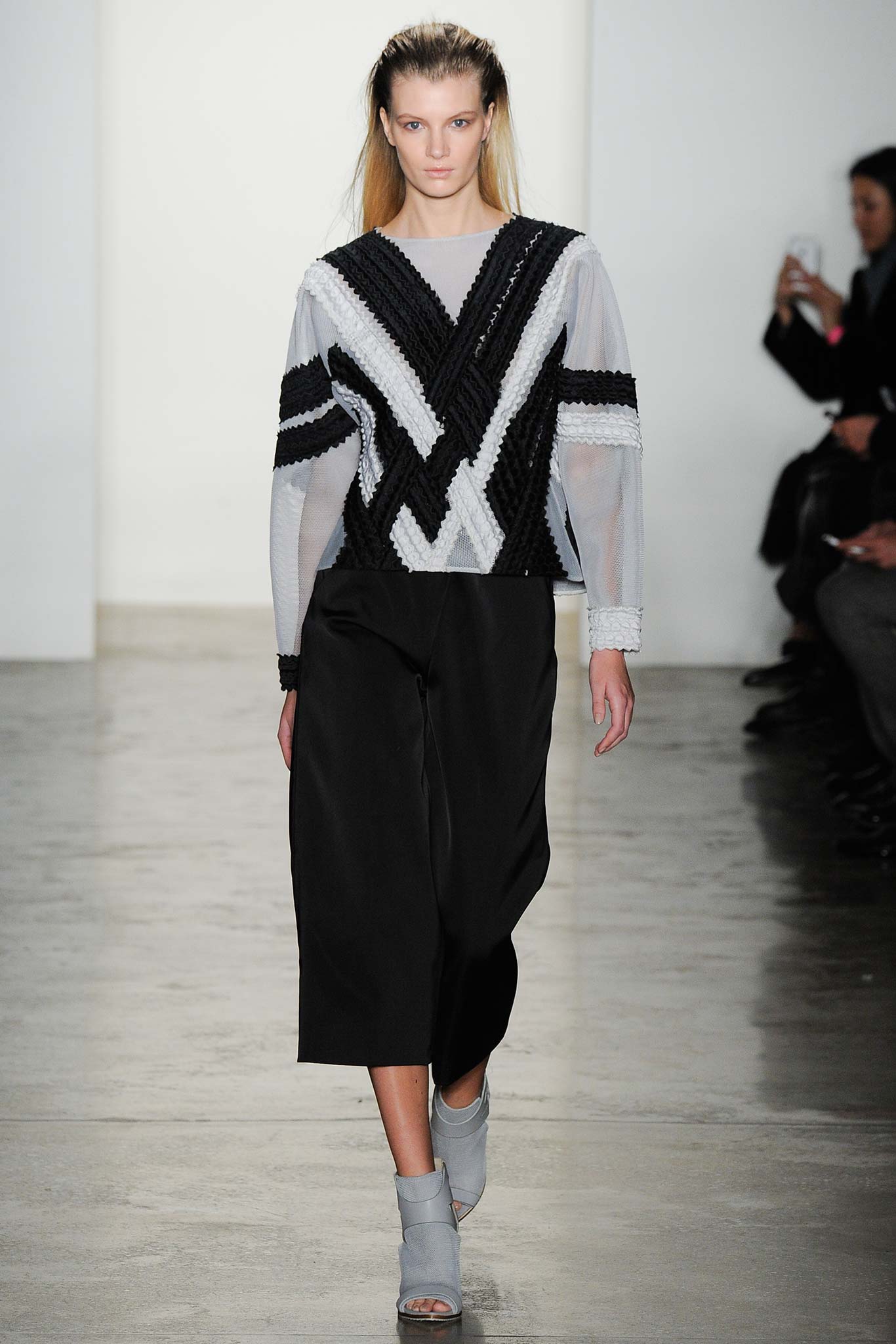 Simkhai F/W 15 Look 18