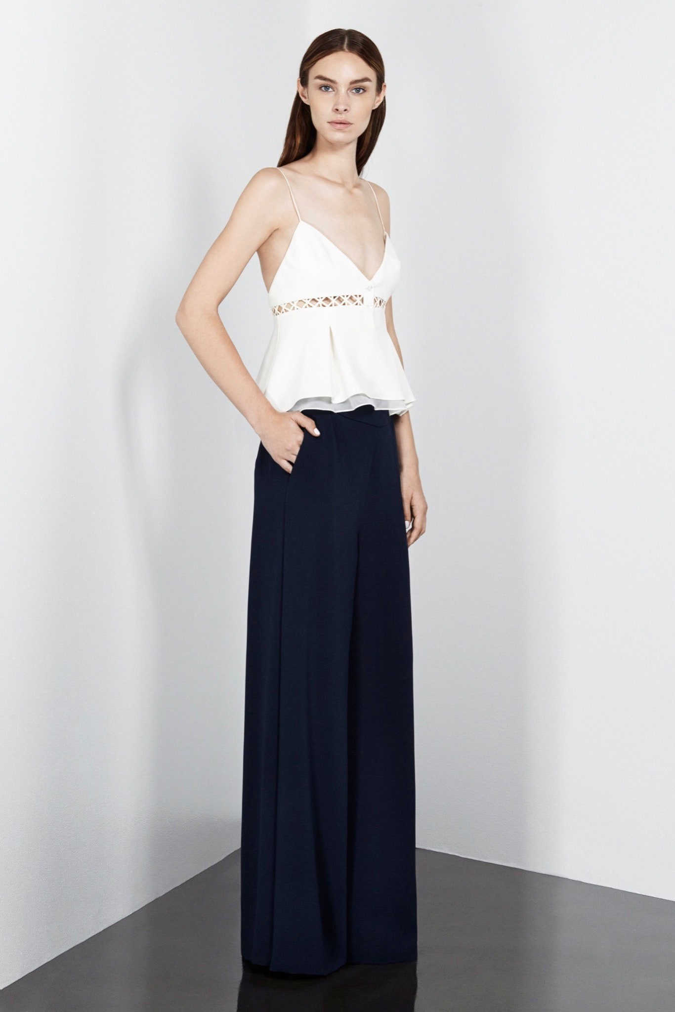 Simkhai Resort 16 Look 9