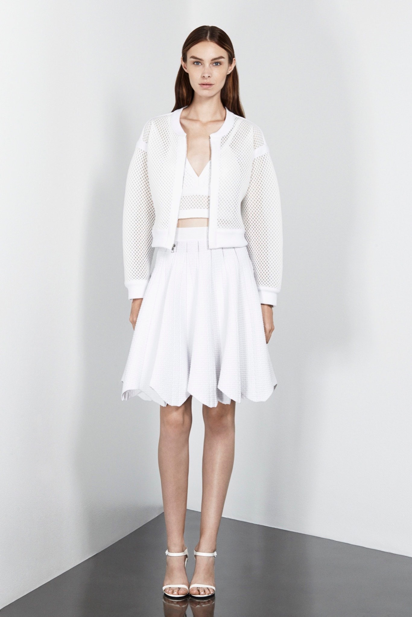 Simkhai Resort 16 Look 10