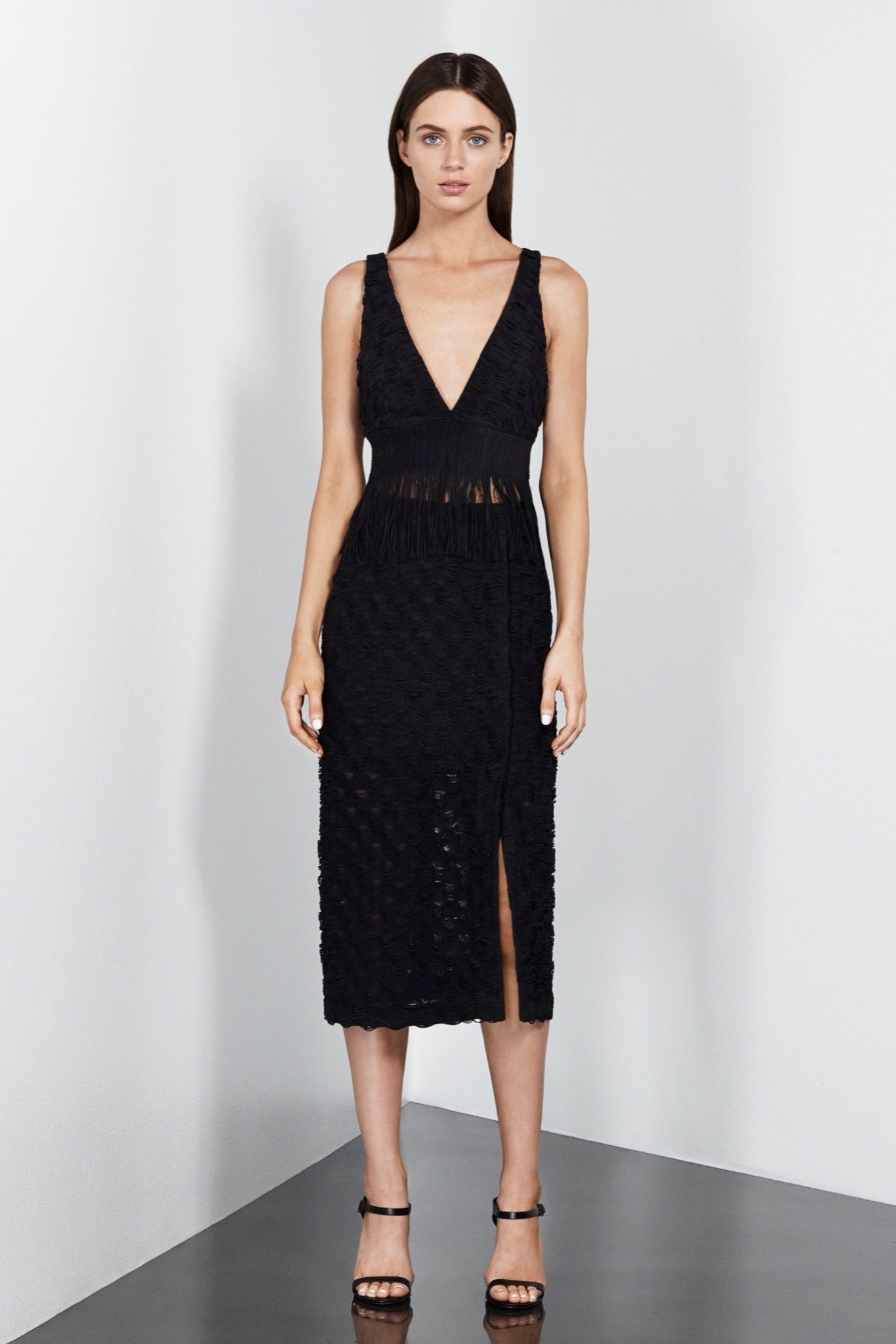Simkhai Resort 16 Look 18