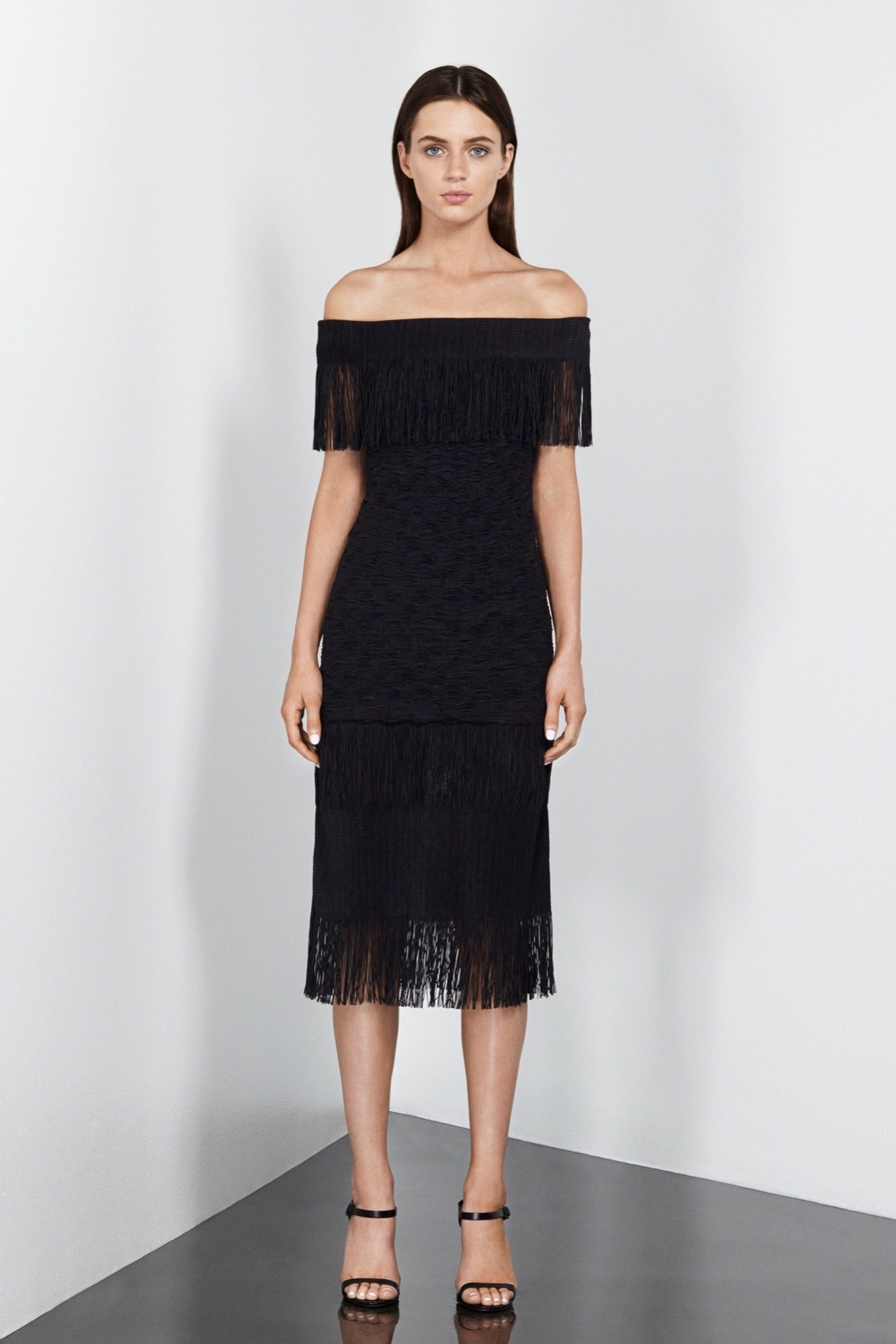 Simkhai Resort 16 Look 19