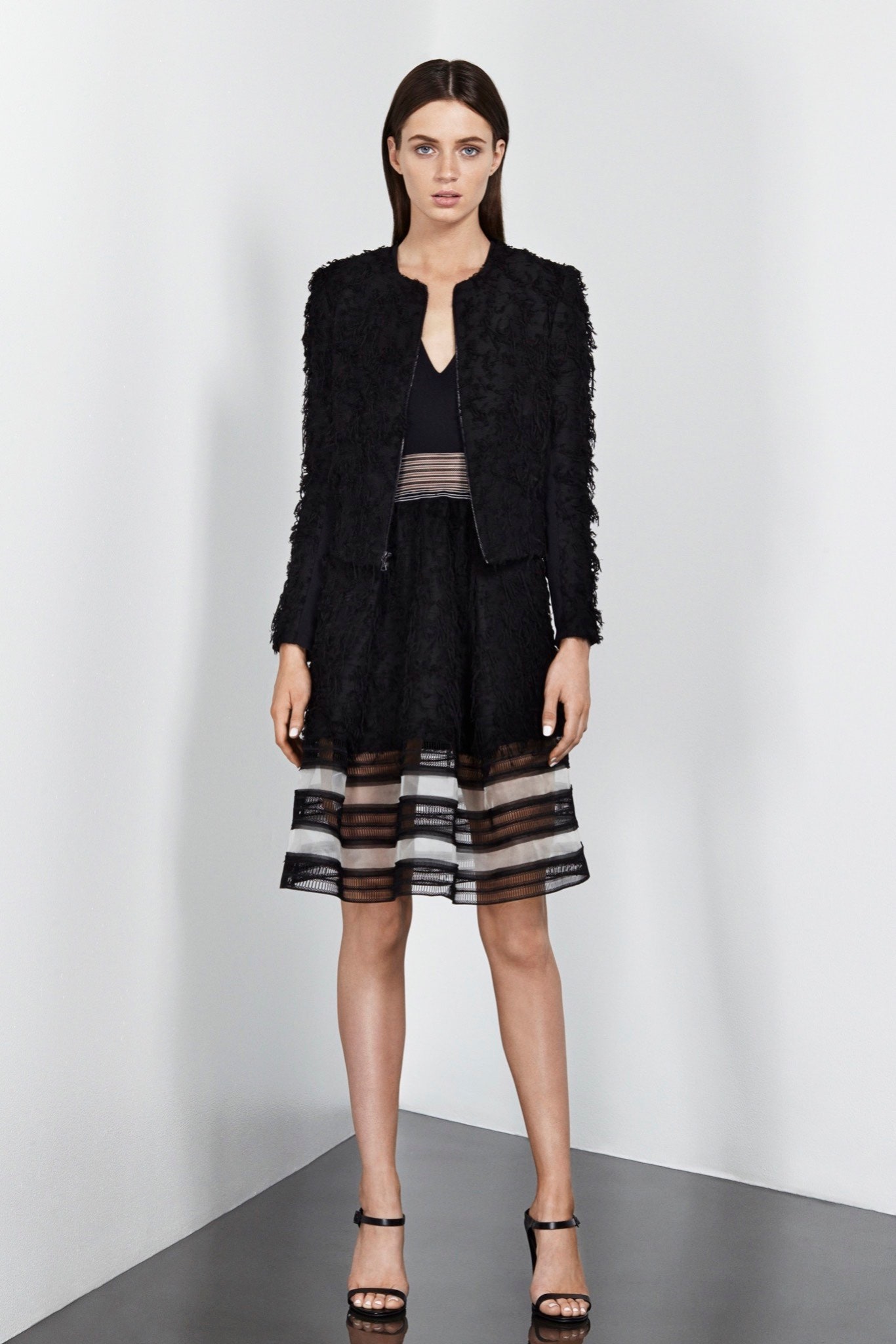 Simkhai Resort 16 Look 21