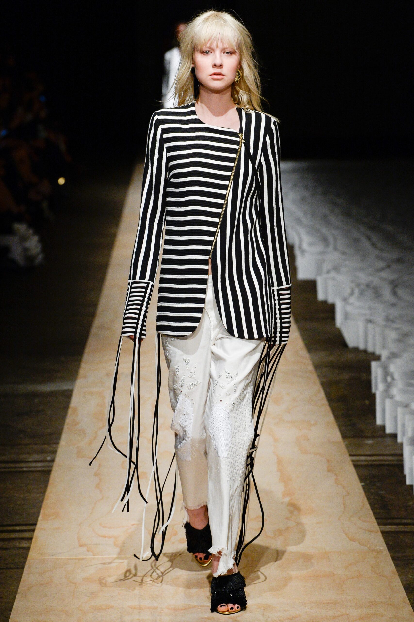 Sass & Bide Australia Resort 18 Look 5