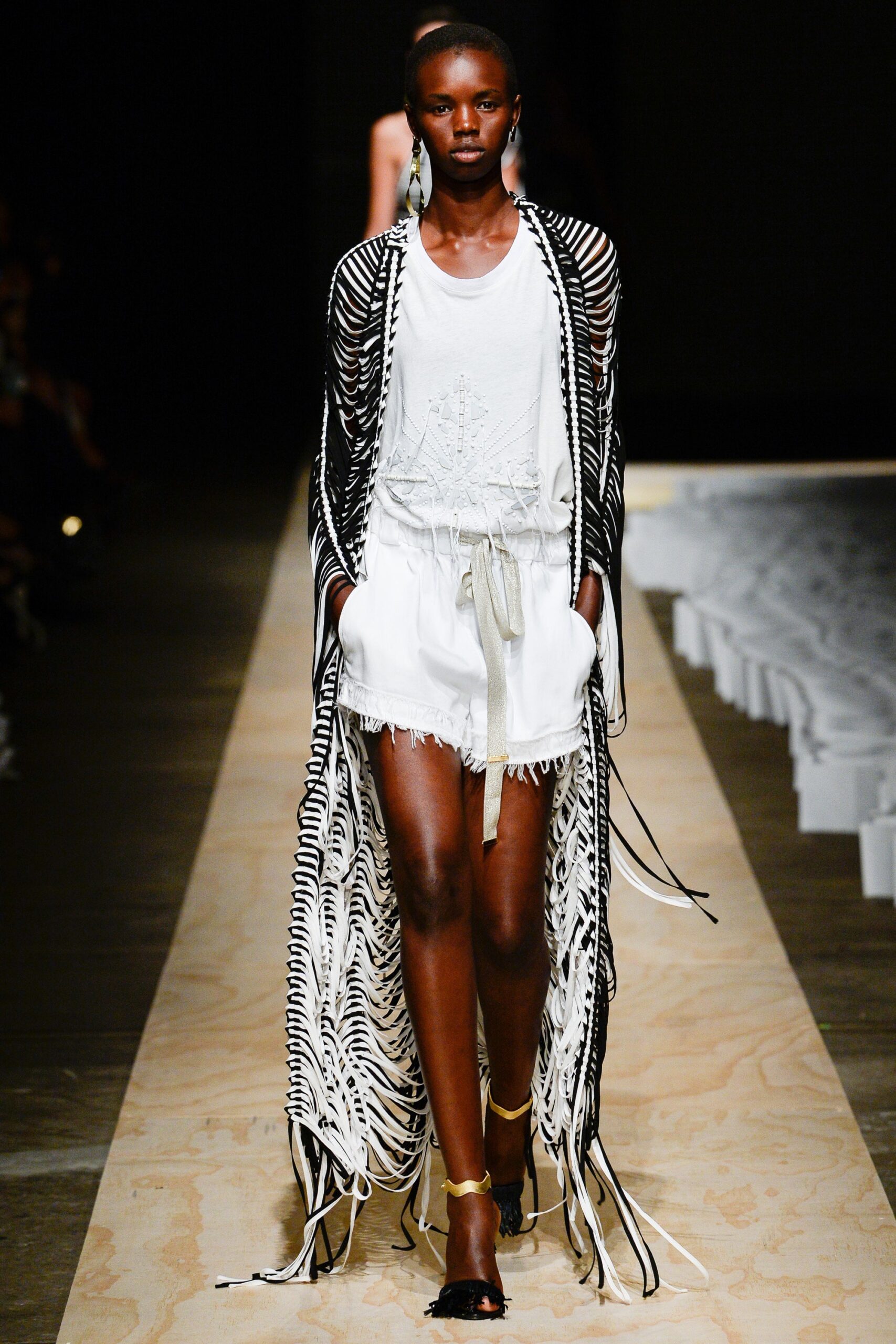 Sass & Bide Australia Resort 18 Look 6