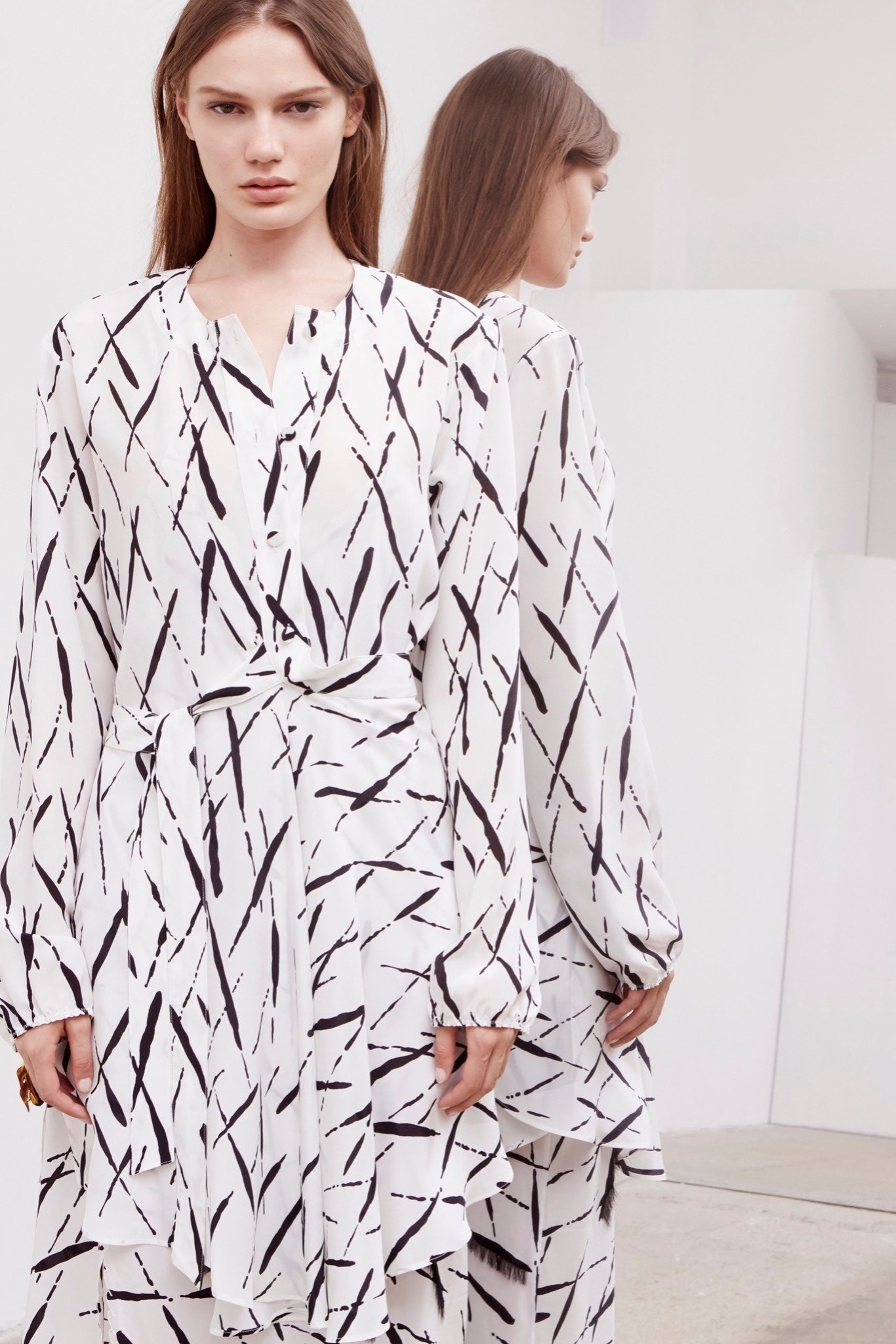 Sharon Wauchob Resort 16 Look 6
