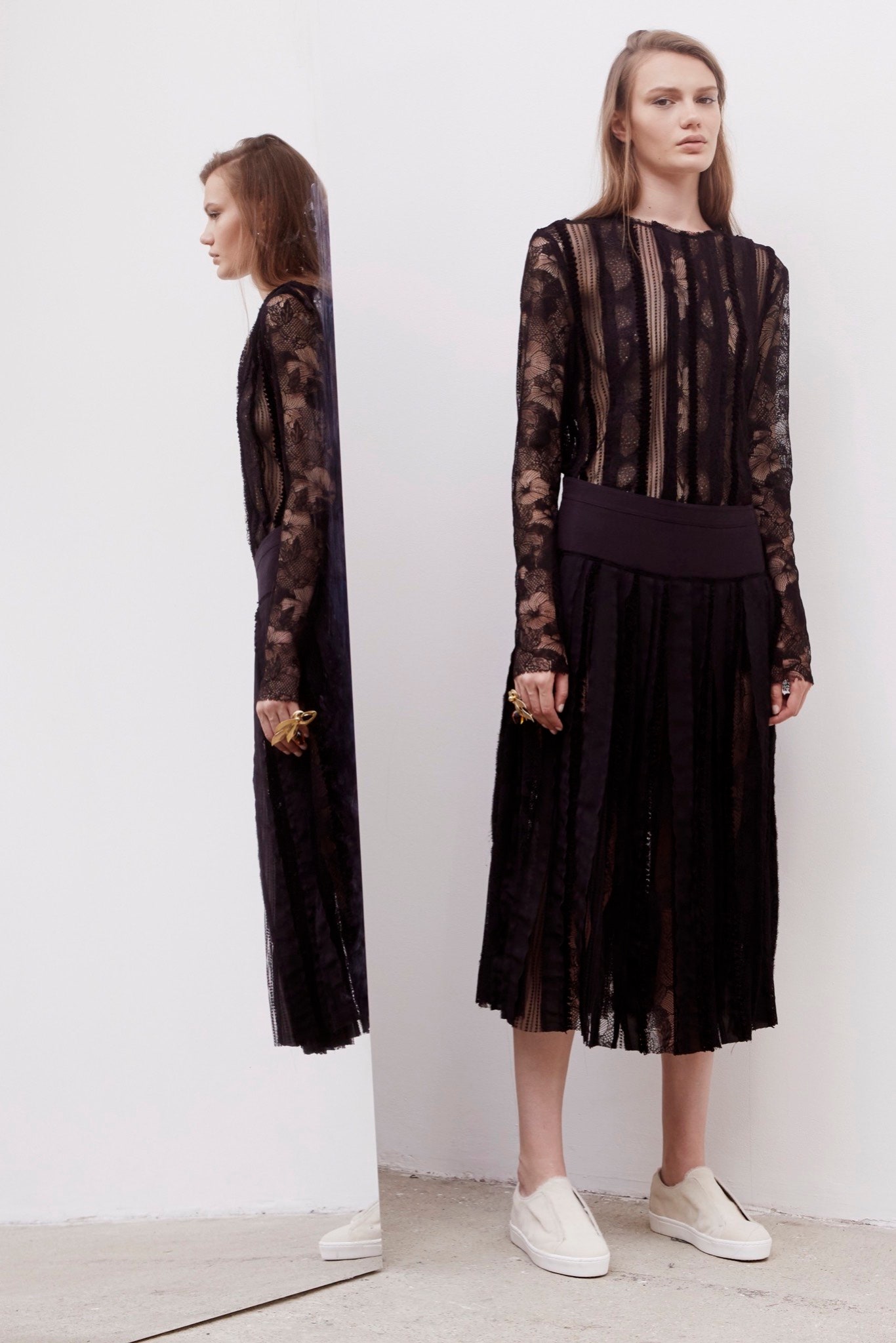 Sharon Wauchob Resort 16 Look 22