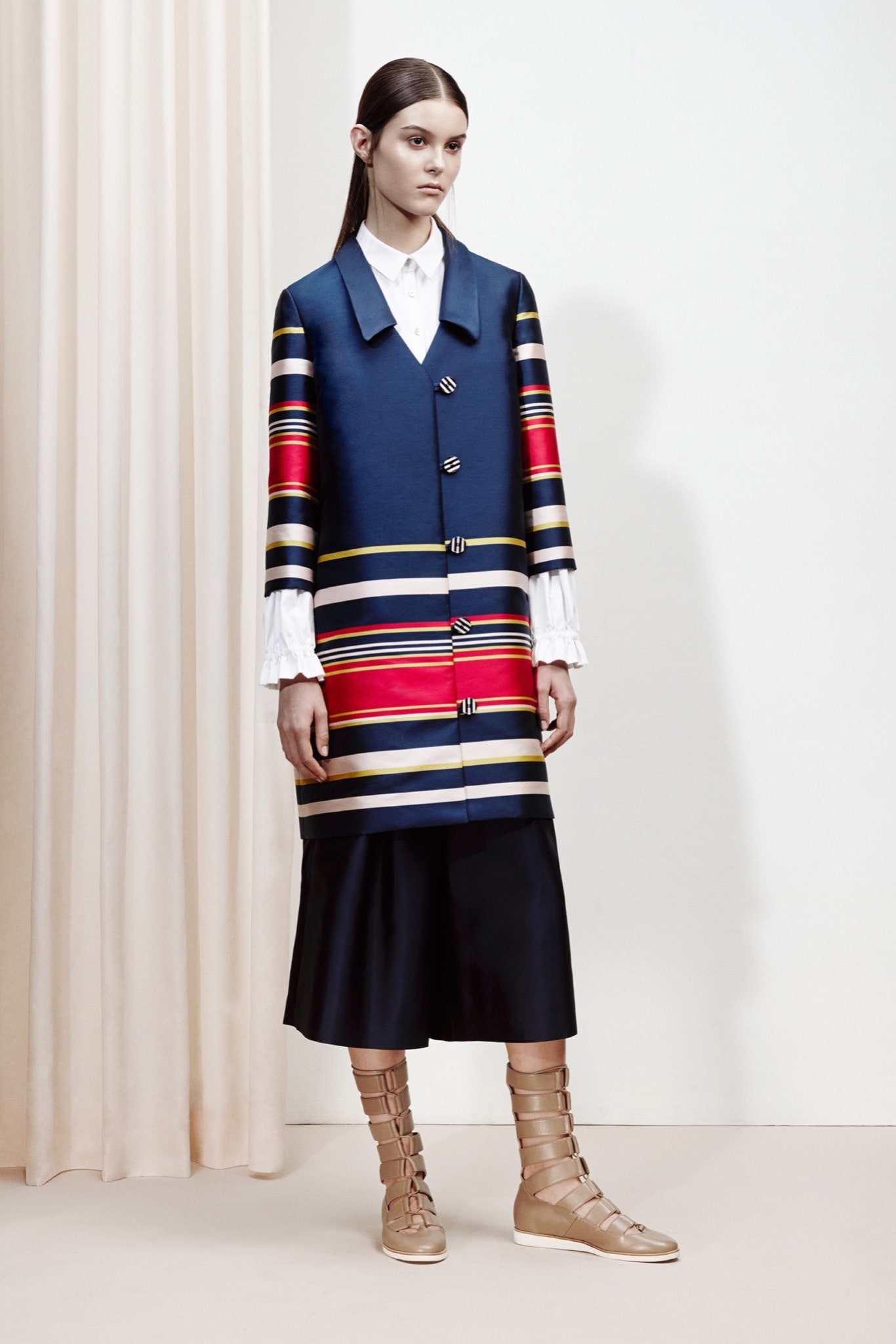 Suno Resort 16 Look 3