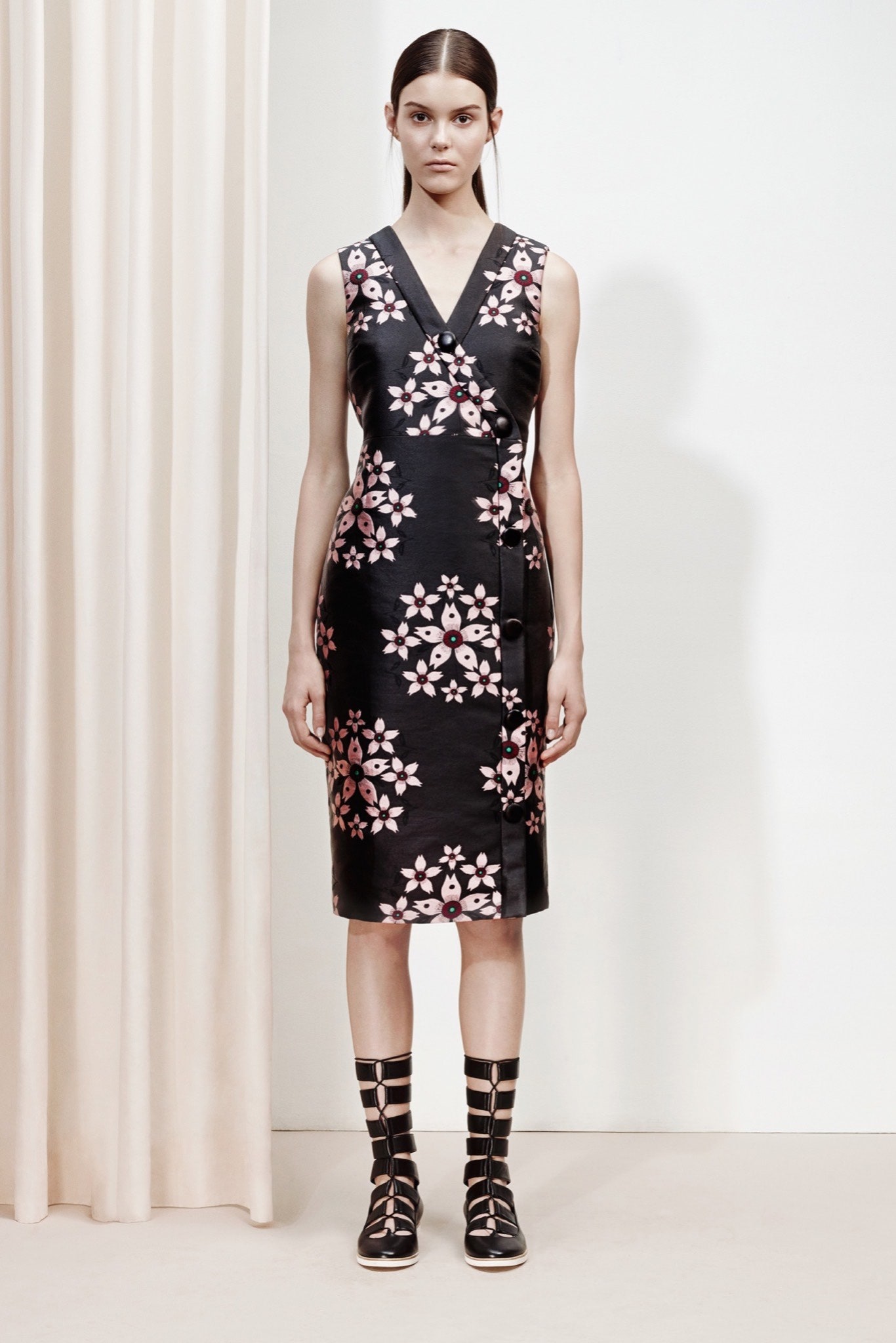 Suno Resort 16 Look 20