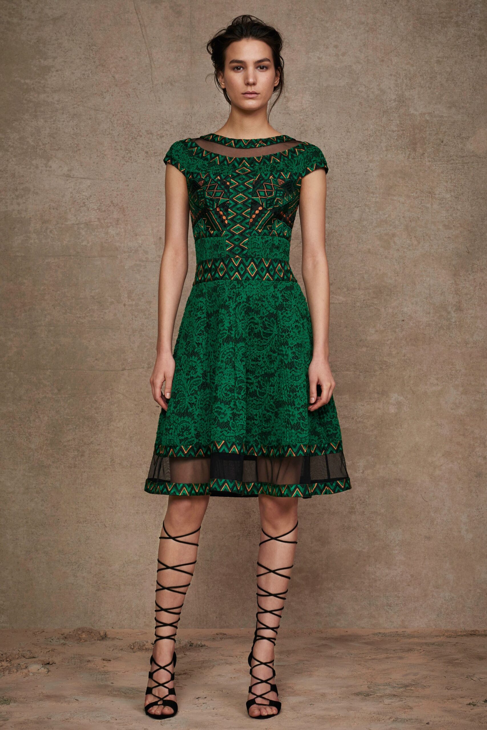 Tadashi Shoji F/W 16 Look 7