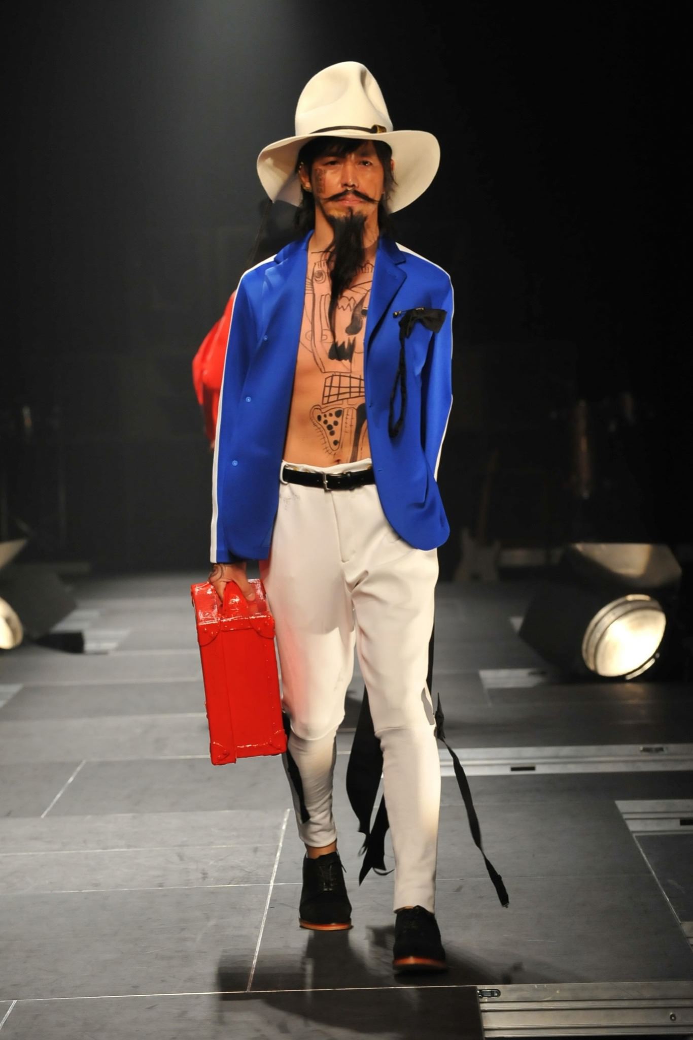 Takeo Kikuchi Tokyo F/W 15 Look 20