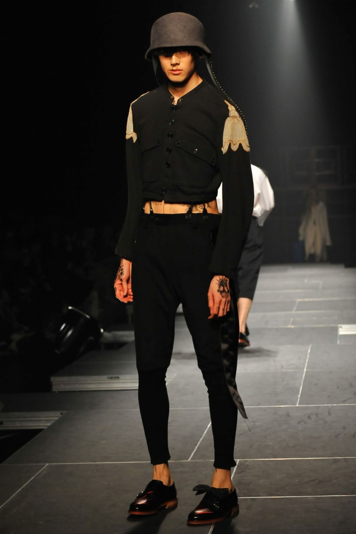 Takeo Kikuchi Tokyo F/W 15 Look 22