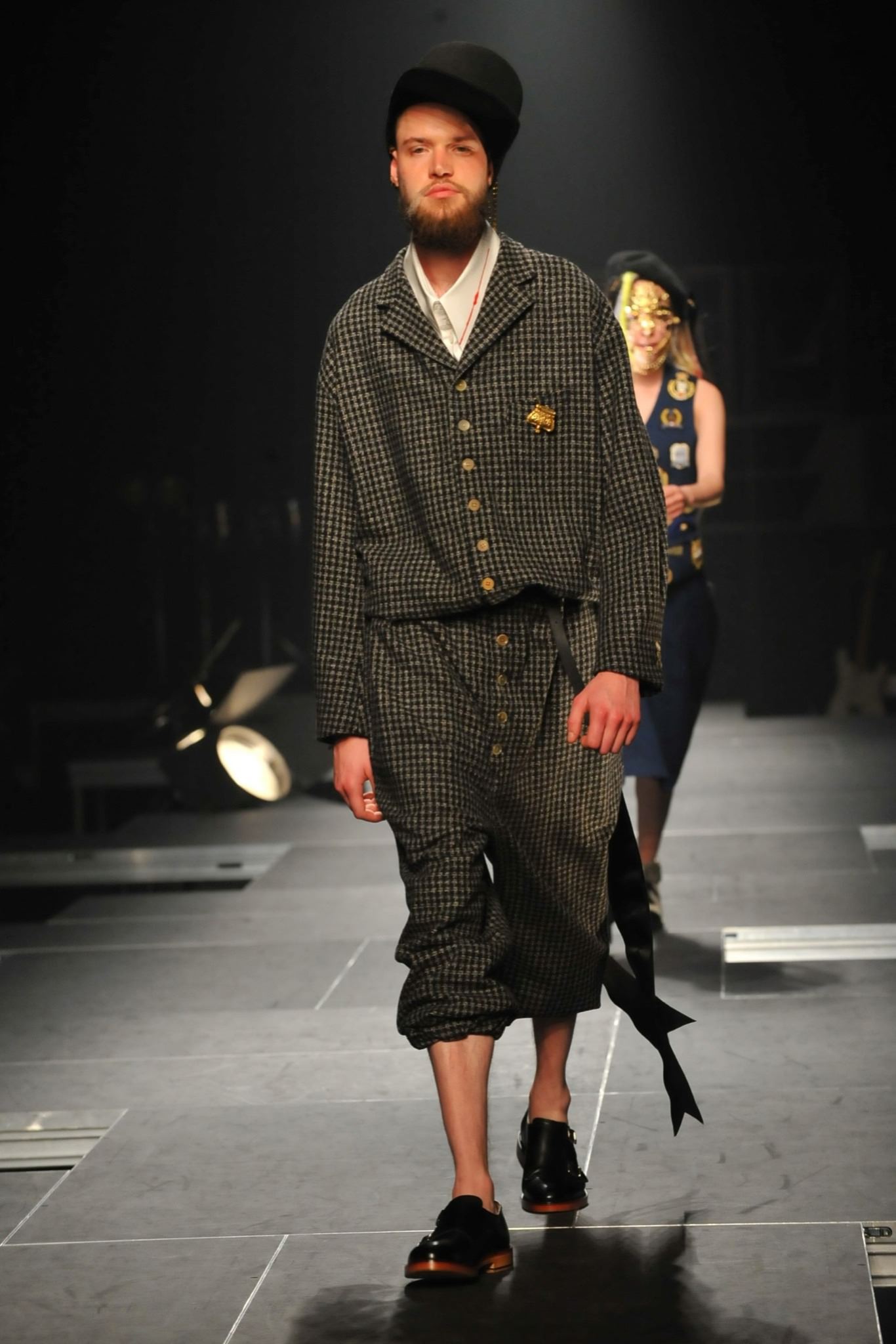 Takeo Kikuchi Tokyo F/W 15 Look 25