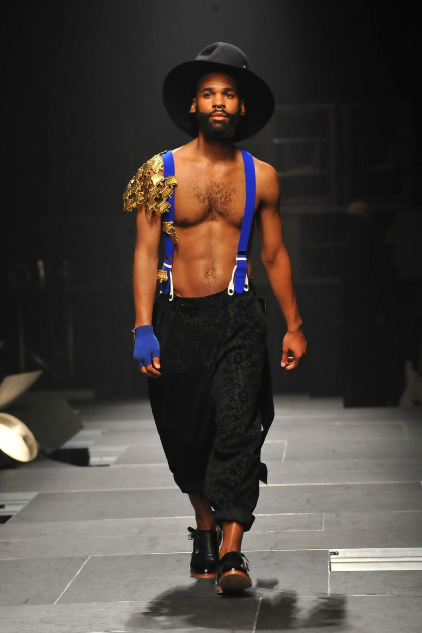 Takeo Kikuchi Tokyo F/W 15 Look 29