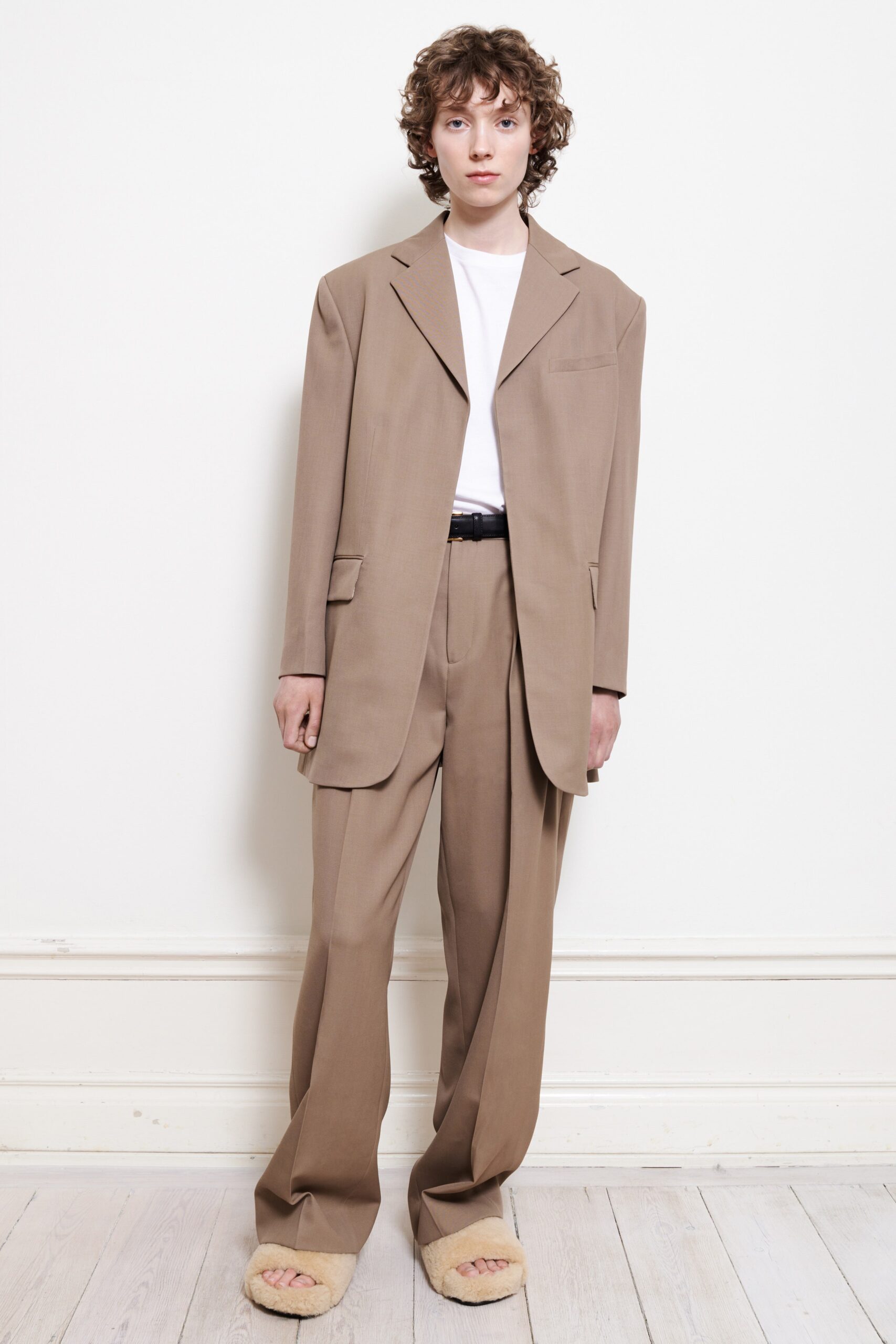 Teurn Studios Stockholm S/S 22 Look 1