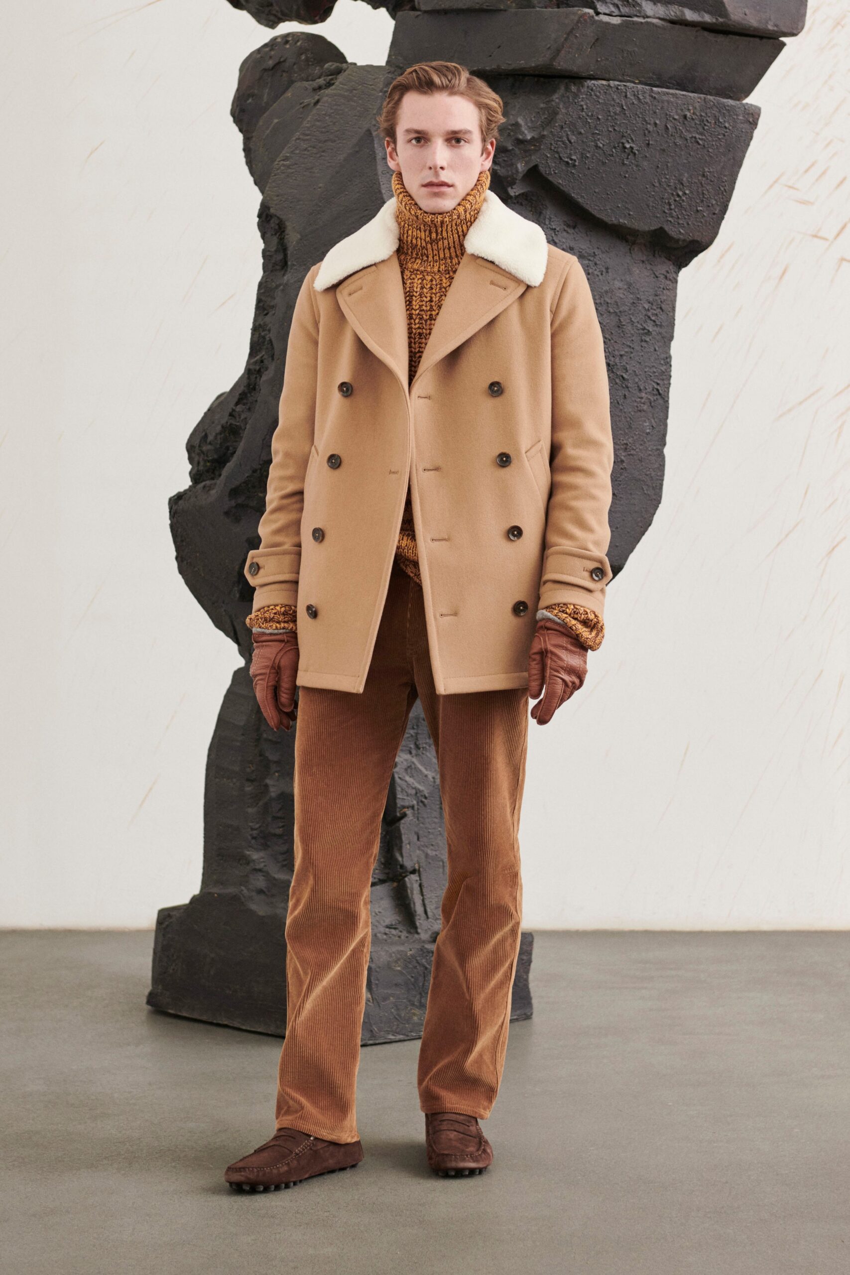 Tod’s F/W 22 Menswear Look 1