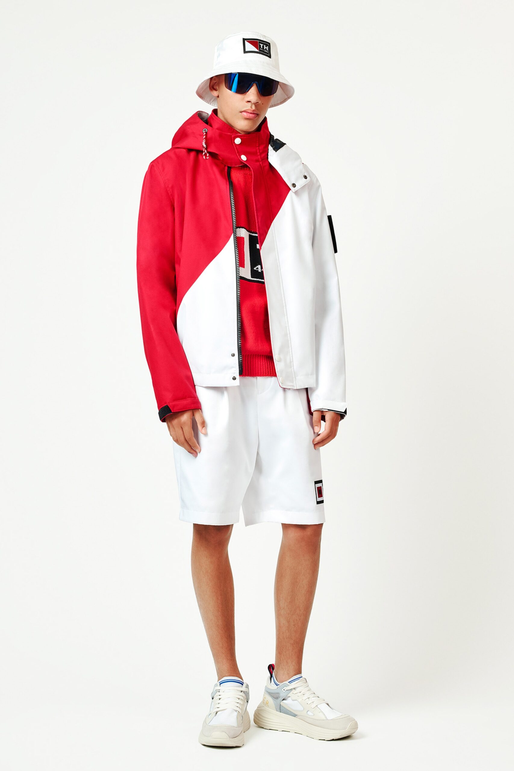 Tommy Hilfiger S/S 19 Menswear Look 1