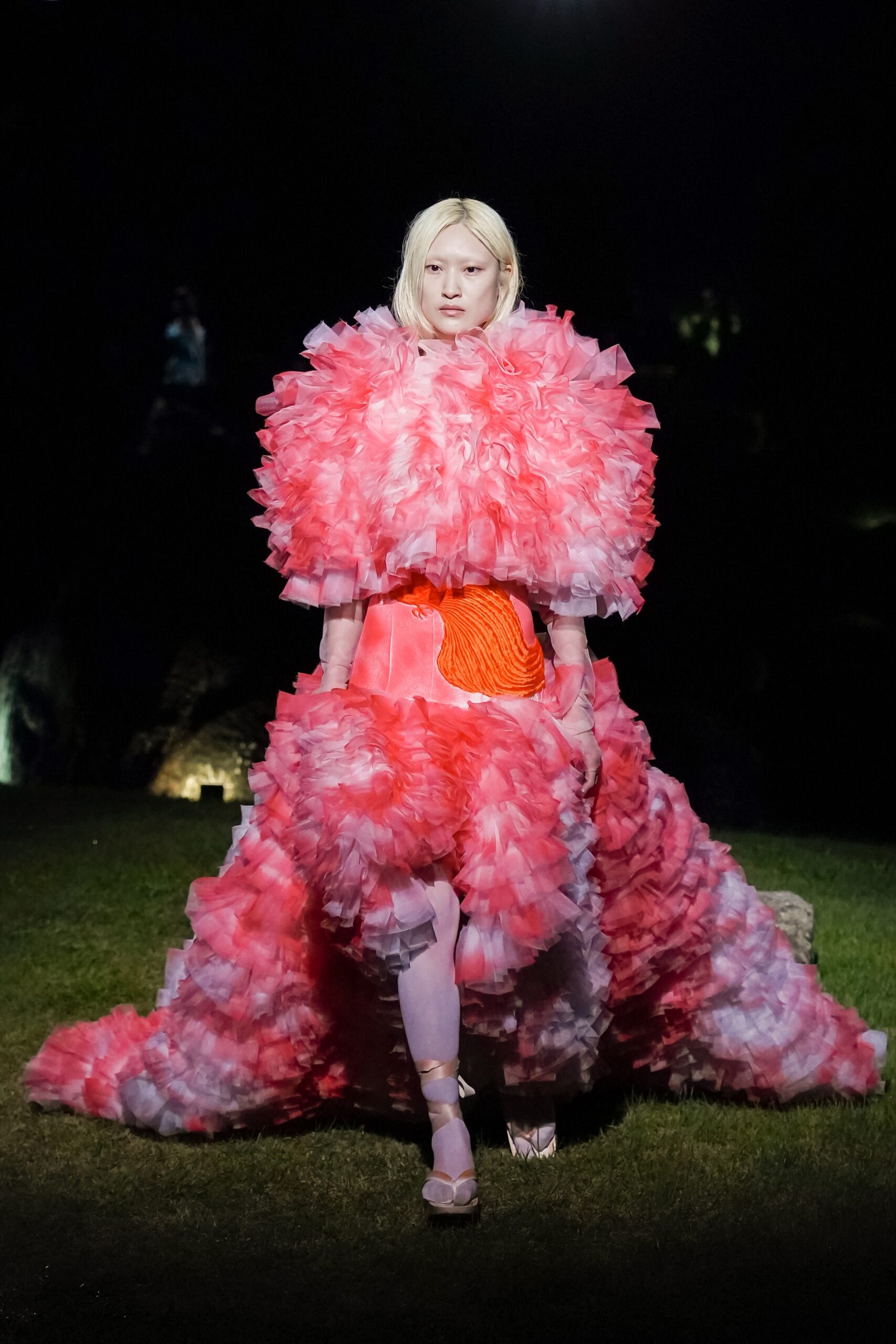 Tomo Koizumi F/W 21 Couture Look 1