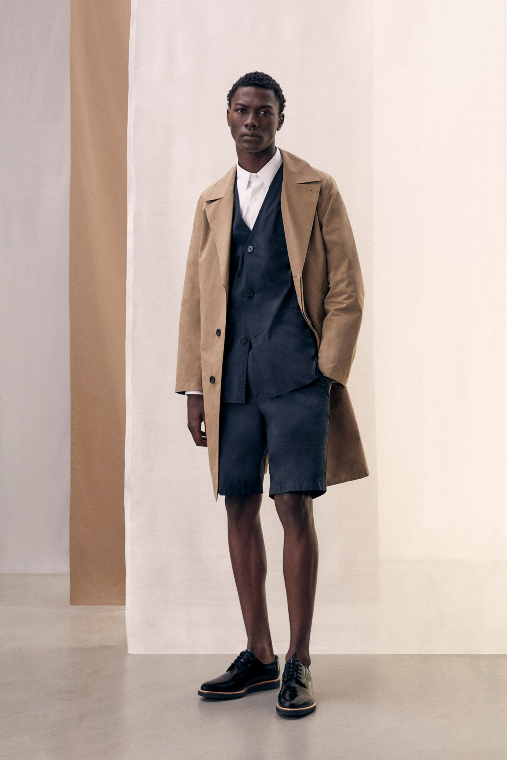Theory S/S 19 Menswear Look 1
