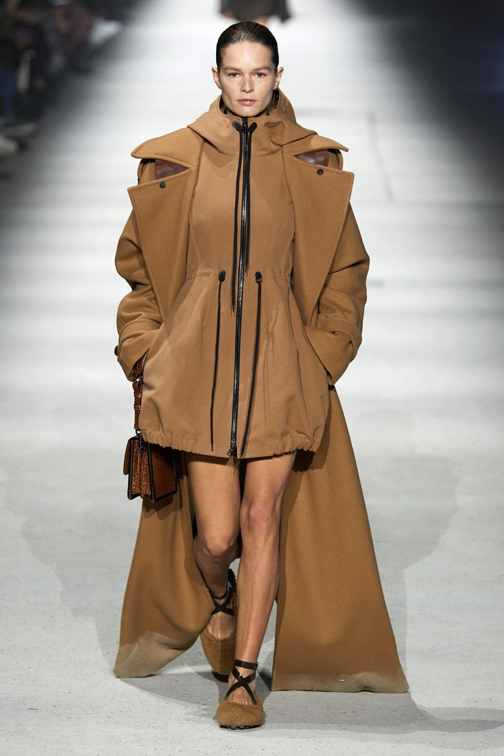 Tod’s F/W 23 Look 1
