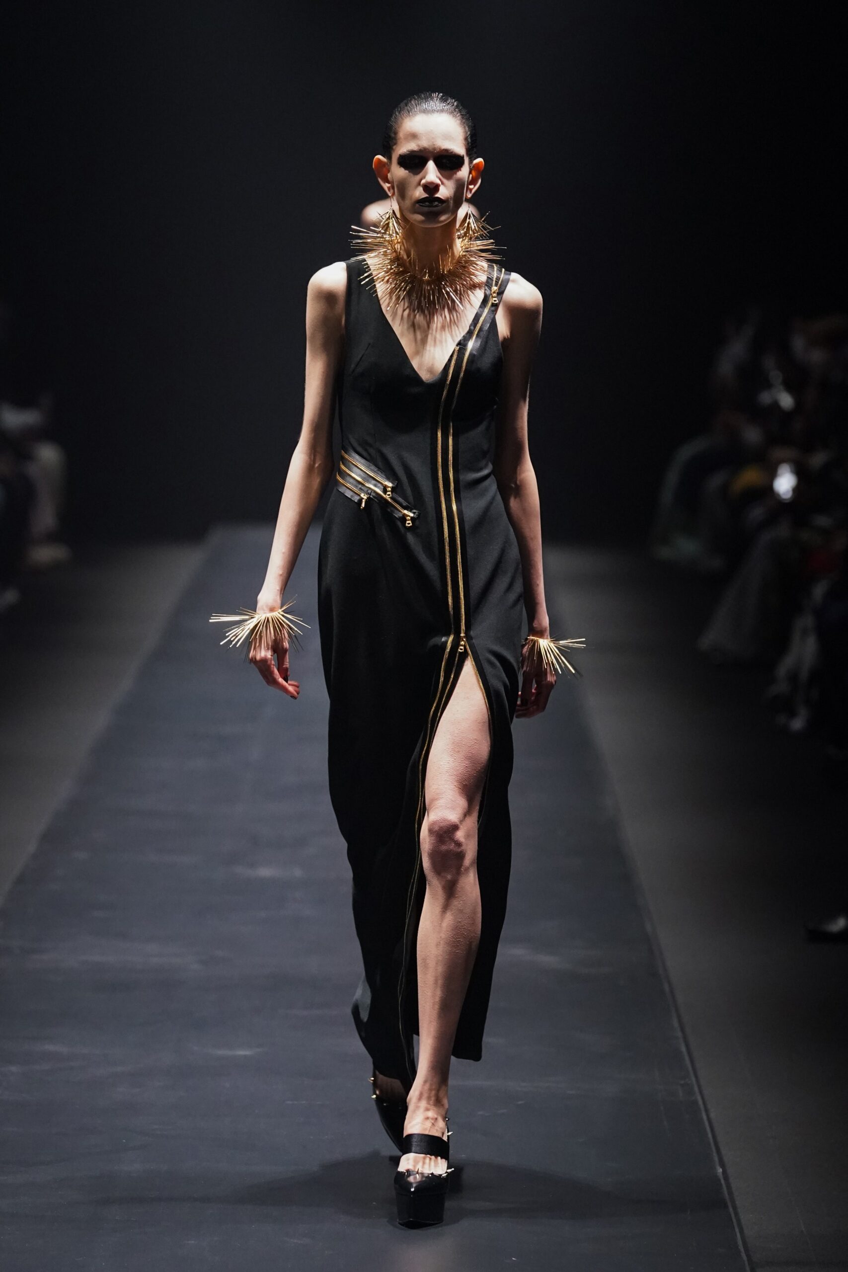 Undercover F/W 22 Look 1