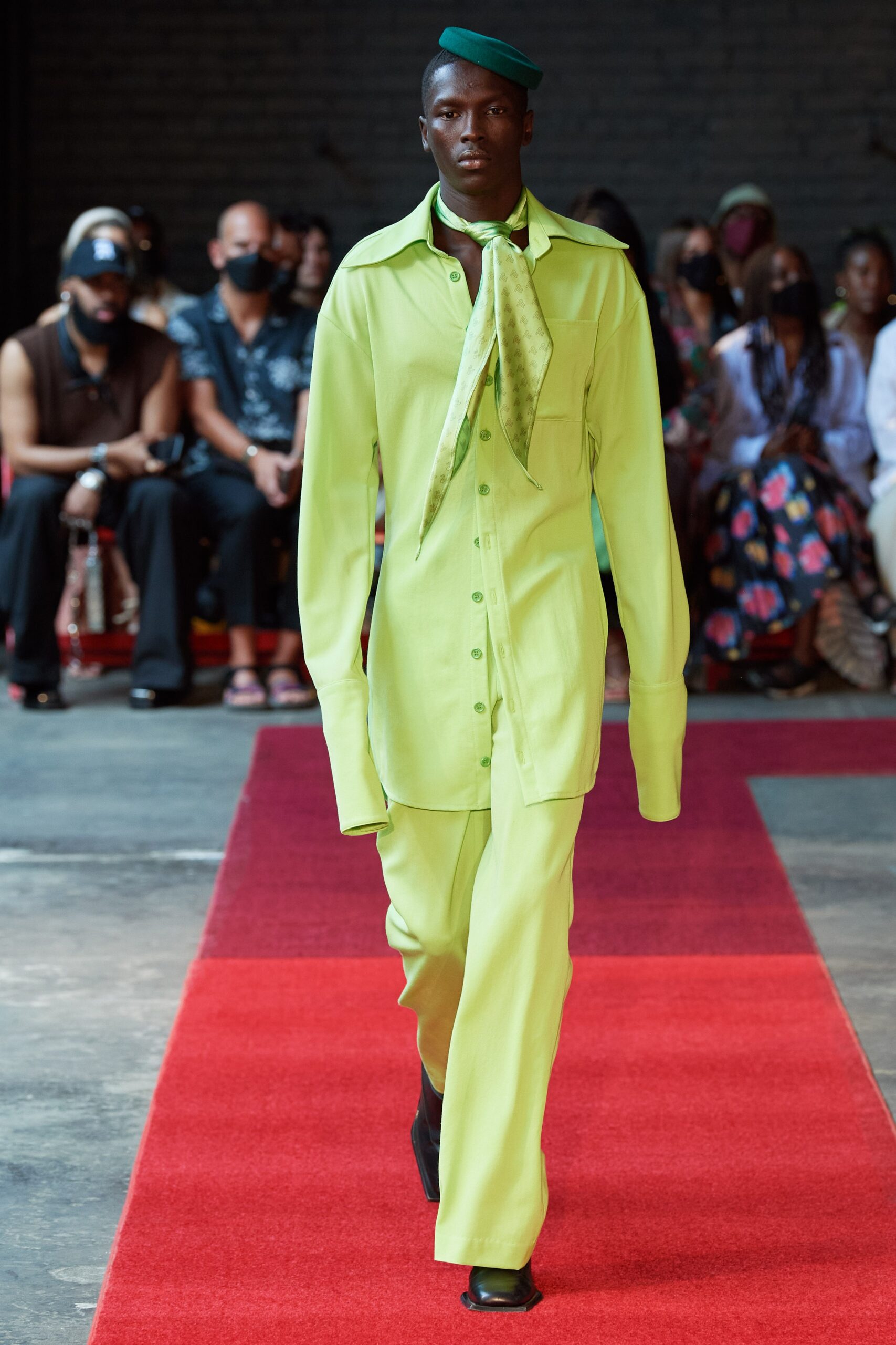 Theophilio S/S 22 Look 2