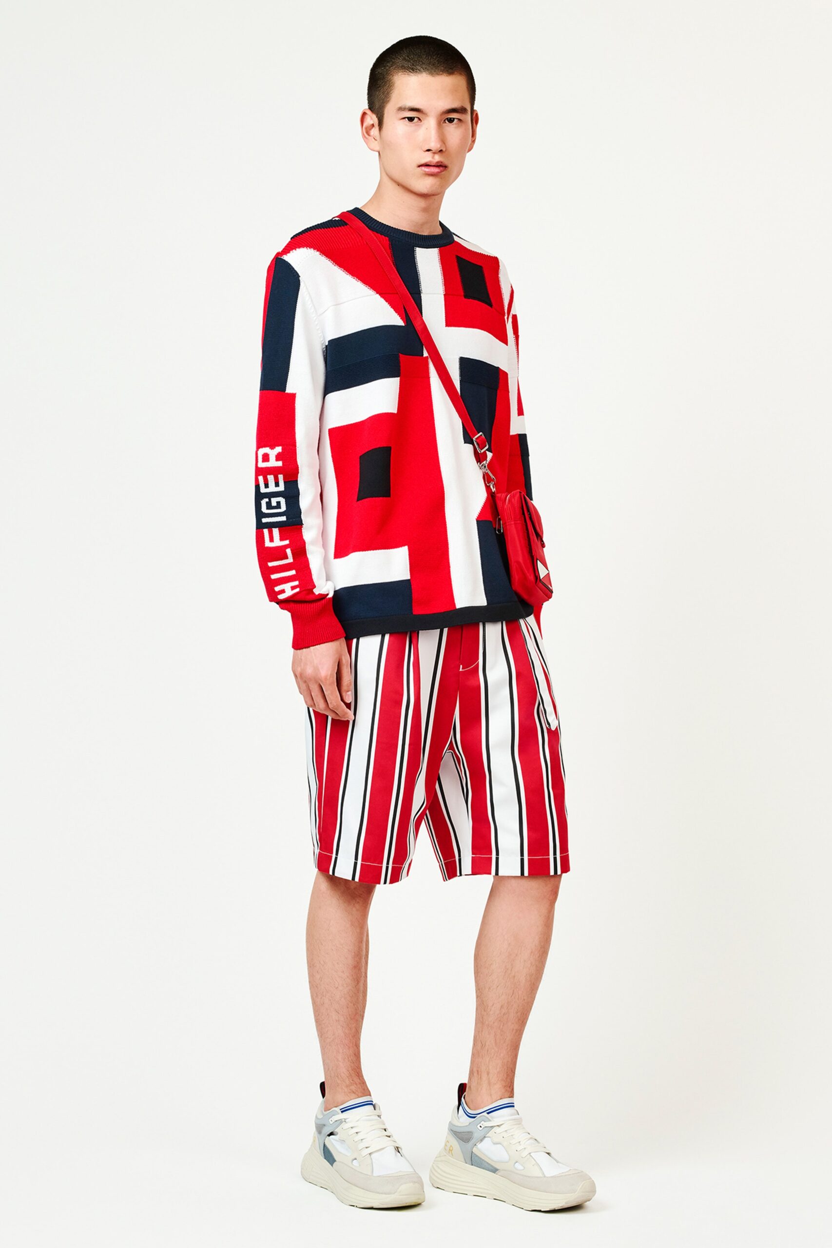 Tommy Hilfiger S/S 19 Menswear Look 2