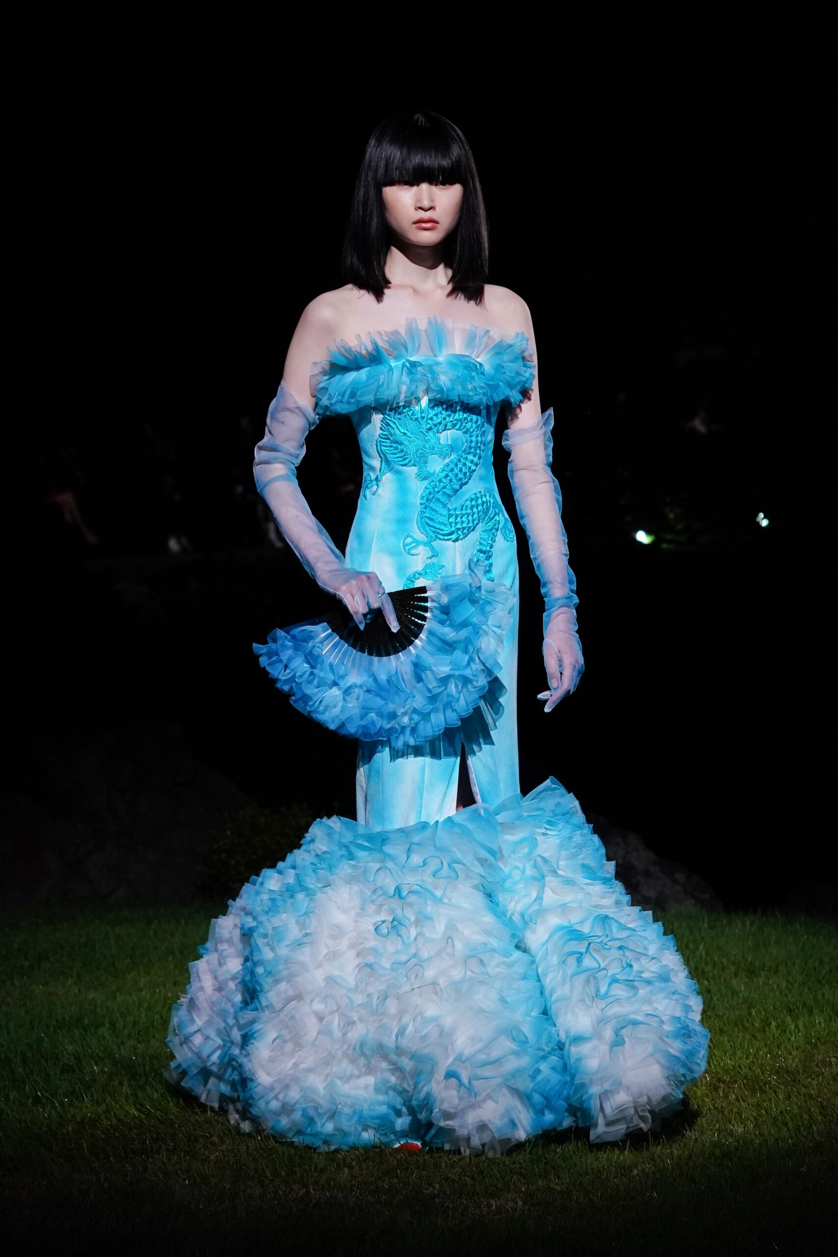 Tomo Koizumi F/W 21 Couture Look 2