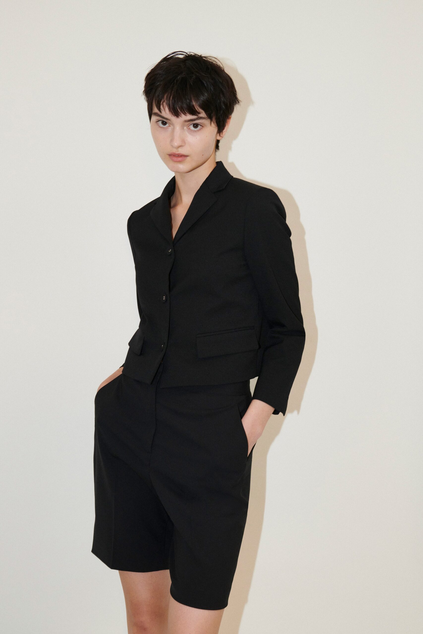 Theory S/S 23 Look 3